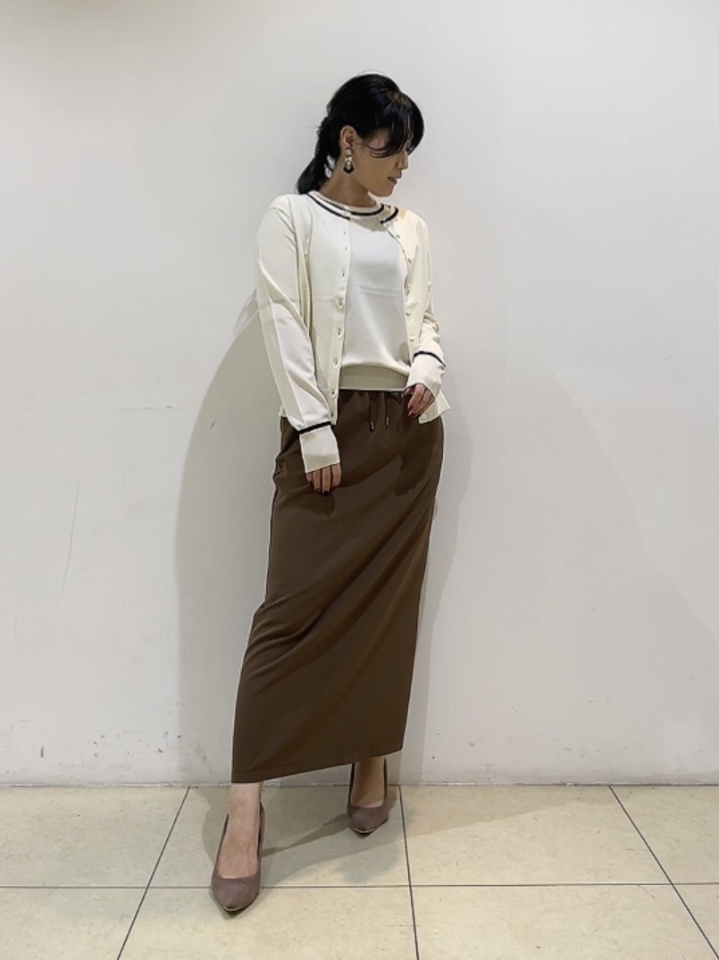 watanabeさんの「UNTITLED｜【アンサンブル可能/秋羽織り】コンパクトニットカーディガン」を使ったコーディネート