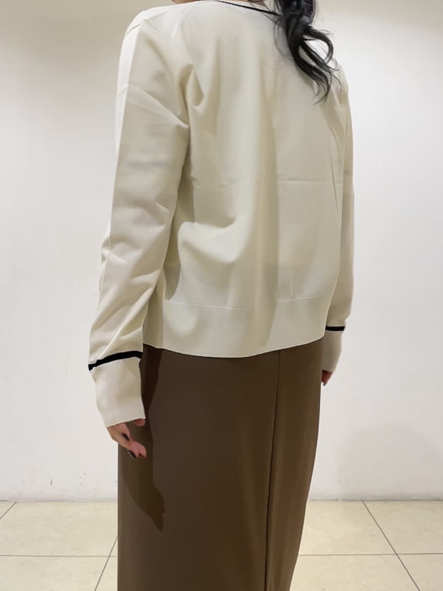 watanabeさんの「UNTITLED｜【アンサンブル可能/秋羽織り】コンパクトニットカーディガン」を使ったコーディネート