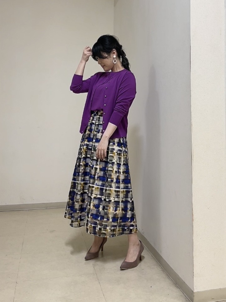 watanabeさんの「UNTITLED｜【アンサンブル可能/秋羽織り】コンパクトニットカーディガン」を使ったコーディネート