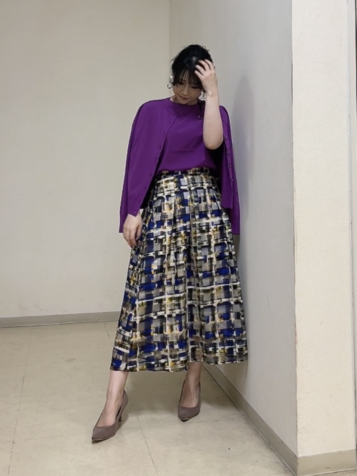 watanabeさんの「UNTITLED｜【アンサンブル可能/秋羽織り】コンパクトニットカーディガン」を使ったコーディネート