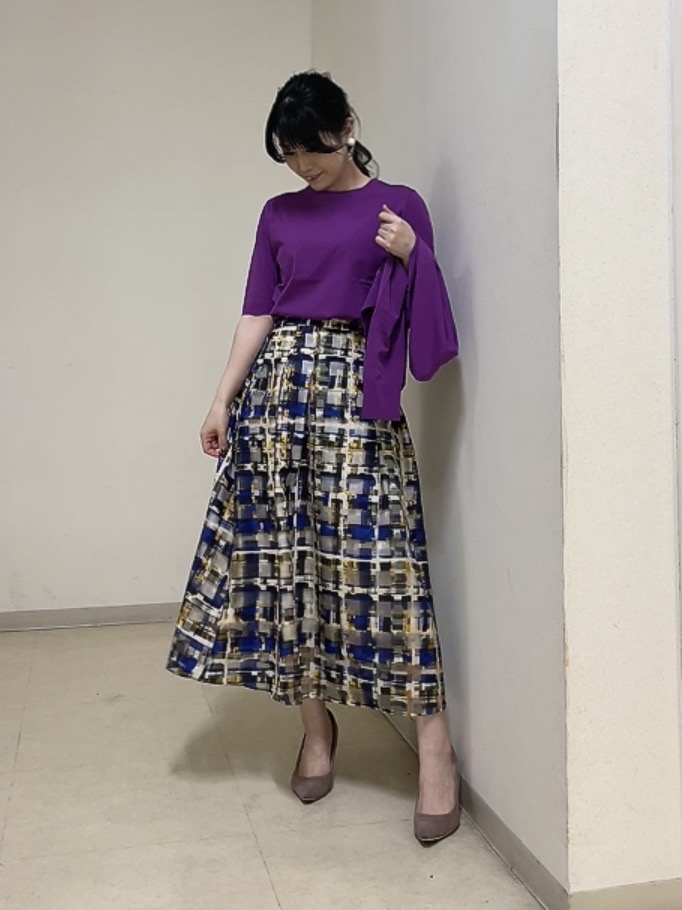 watanabeさんの「UNTITLED｜【アンサンブル可能/秋羽織り】コンパクトニットカーディガン」を使ったコーディネート
