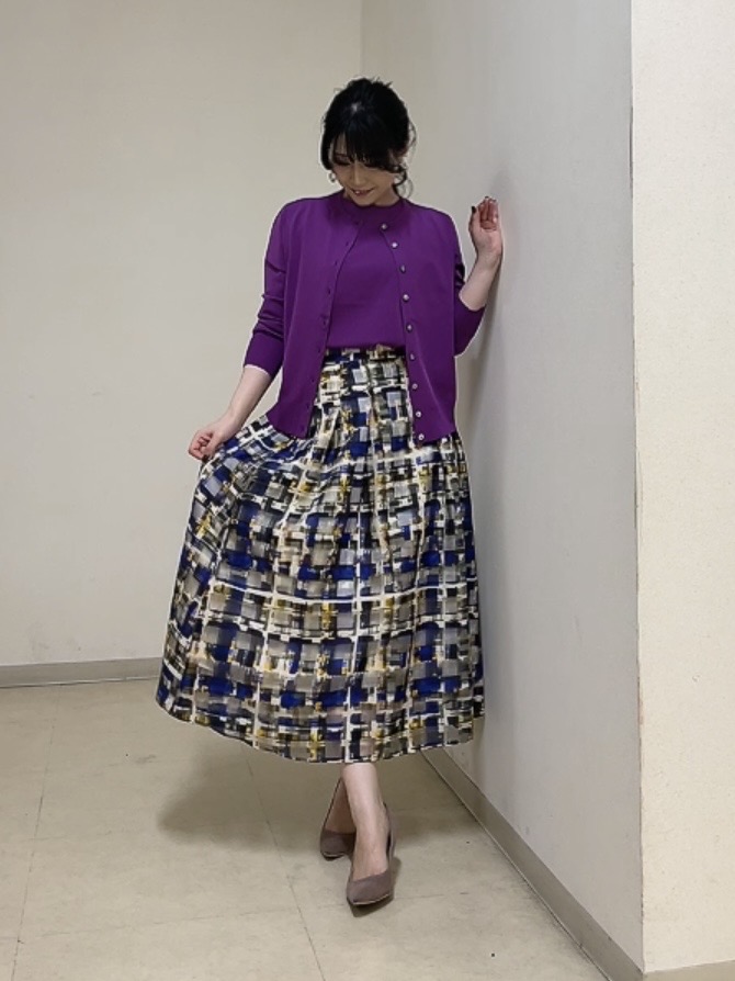 watanabeさんの「UNTITLED｜【アンサンブル可能/秋羽織り】コンパクトニットカーディガン」を使ったコーディネート
