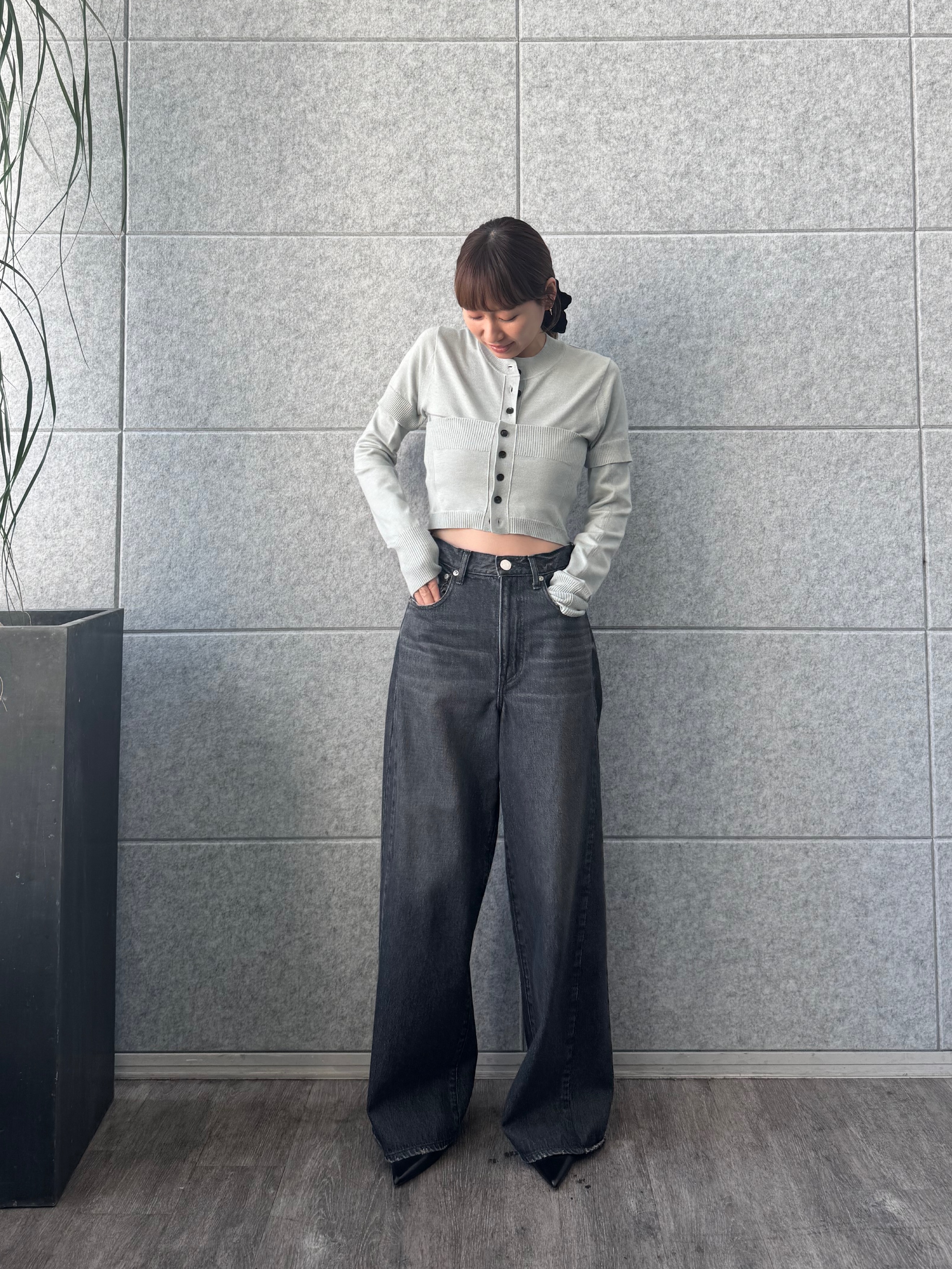 designer yukaさんの「CODE A｜modular button knit cardigan」を使ったコーディネート
