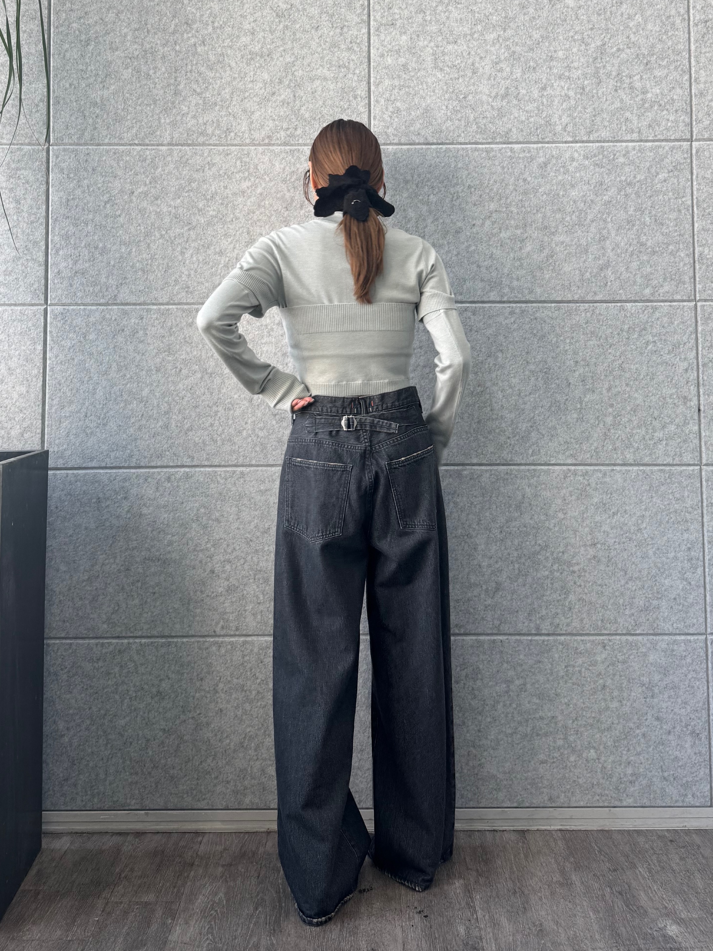 designer yukaさんの「CODE A｜modular button knit cardigan」を使ったコーディネート
