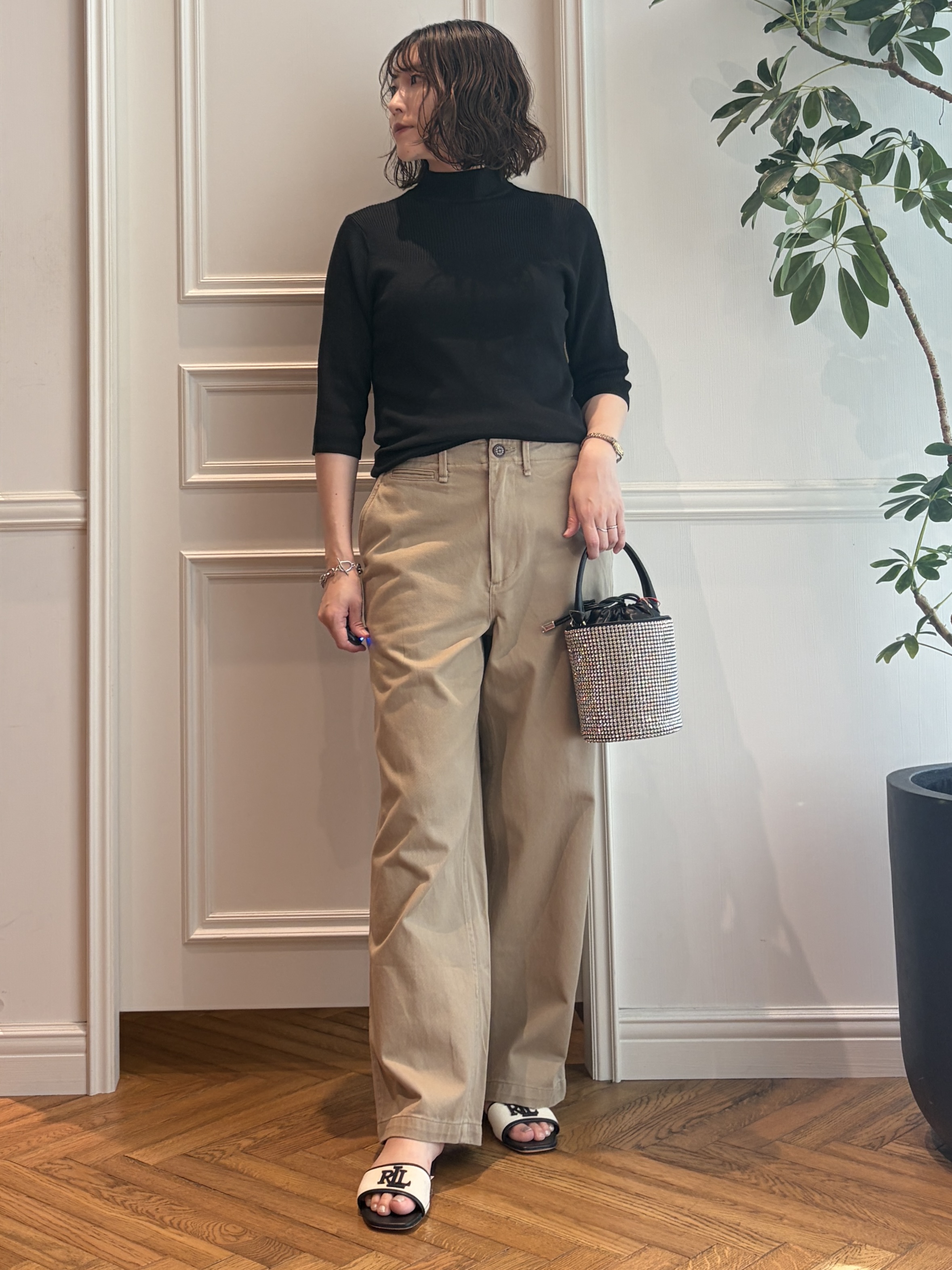 nakaoさんの「DRESSTERIOR｜ヴィンテージワイドチノパンツ」を使ったコーディネート