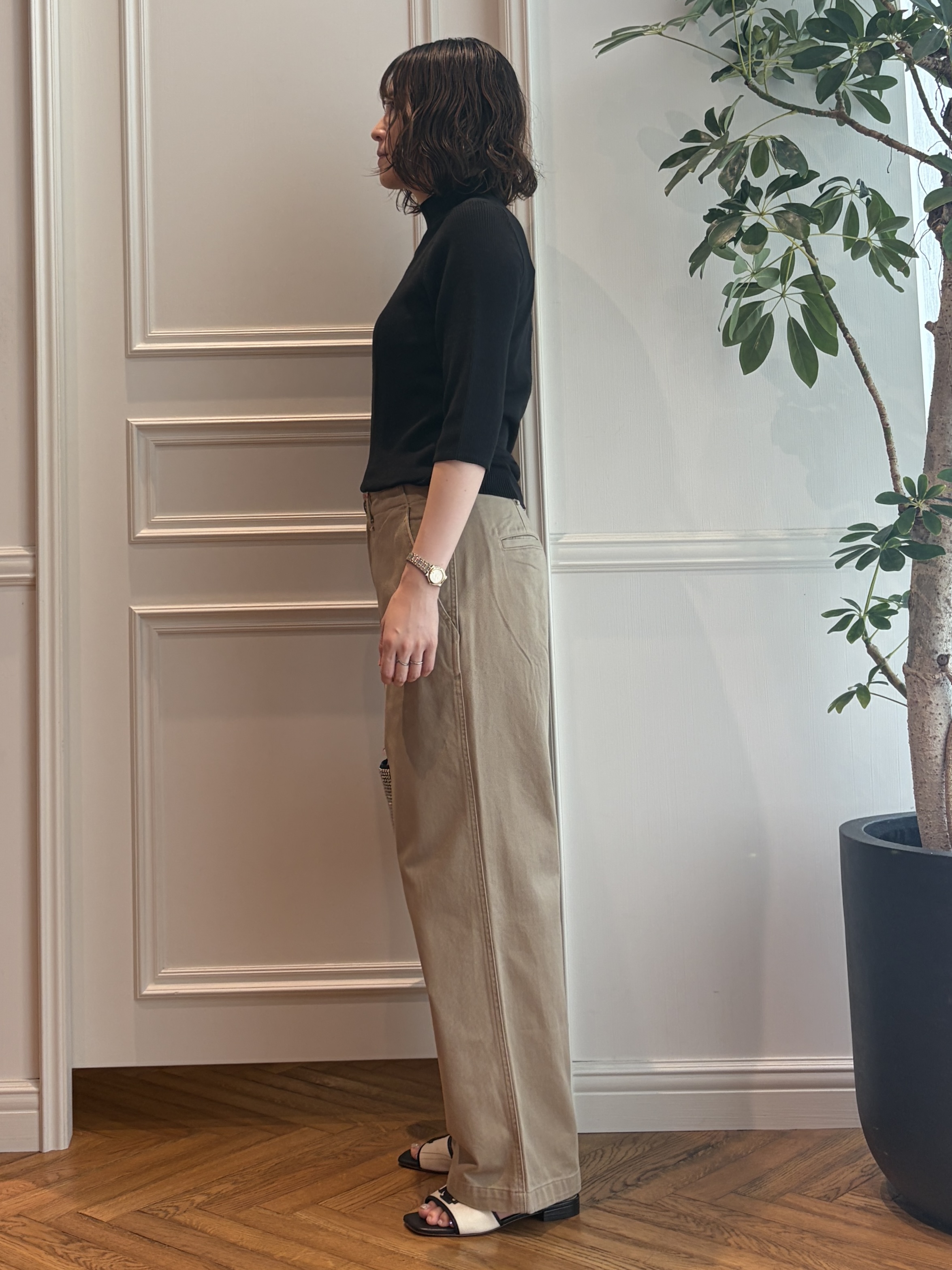 nakaoさんの「DRESSTERIOR｜ヴィンテージワイドチノパンツ」を使ったコーディネート