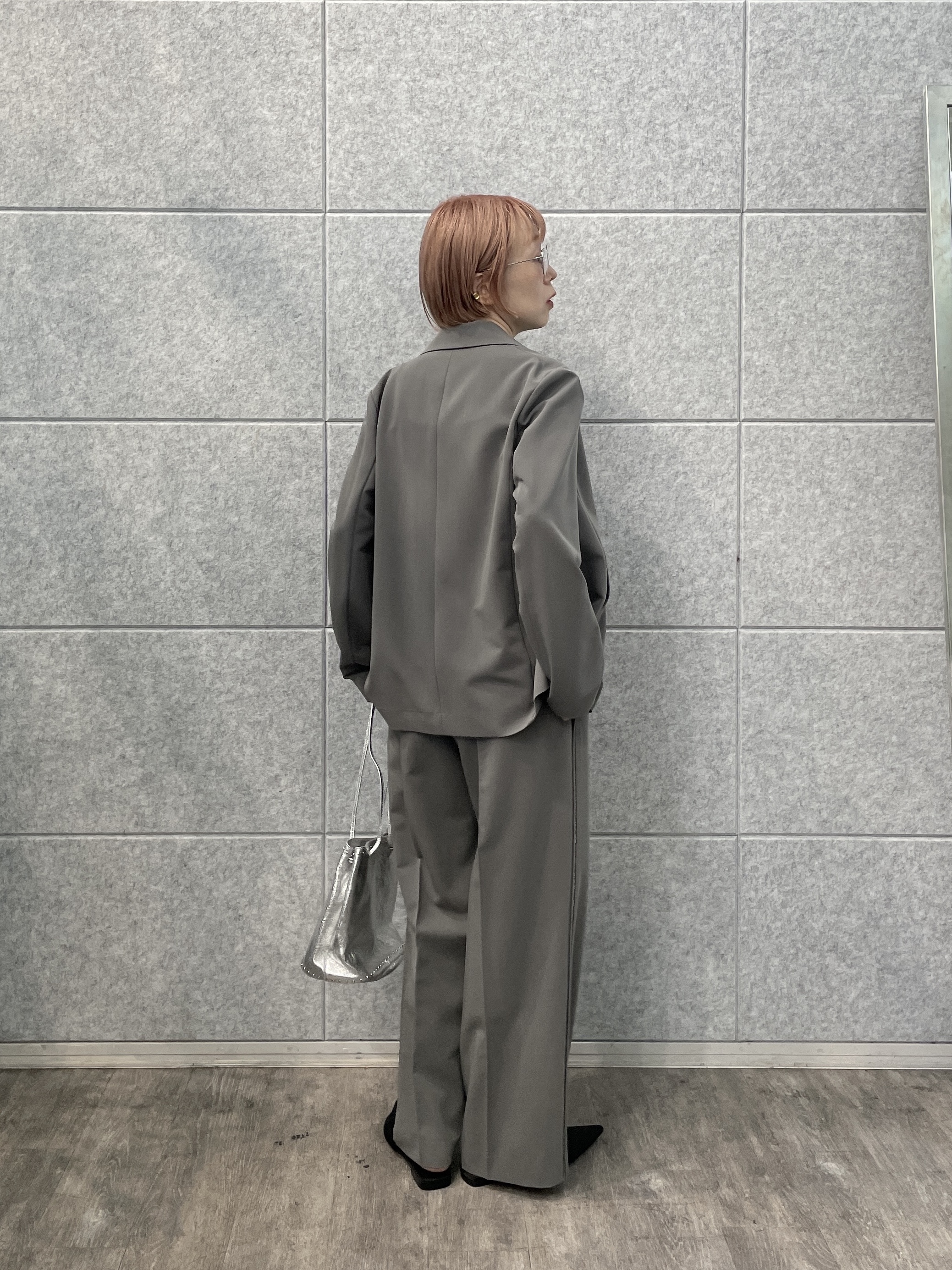 mikuさんの「INDIVI｜Comfy Set Up｜キャミジレ【セットアップ対応／通勤／カセット服】」を使ったコーディネート