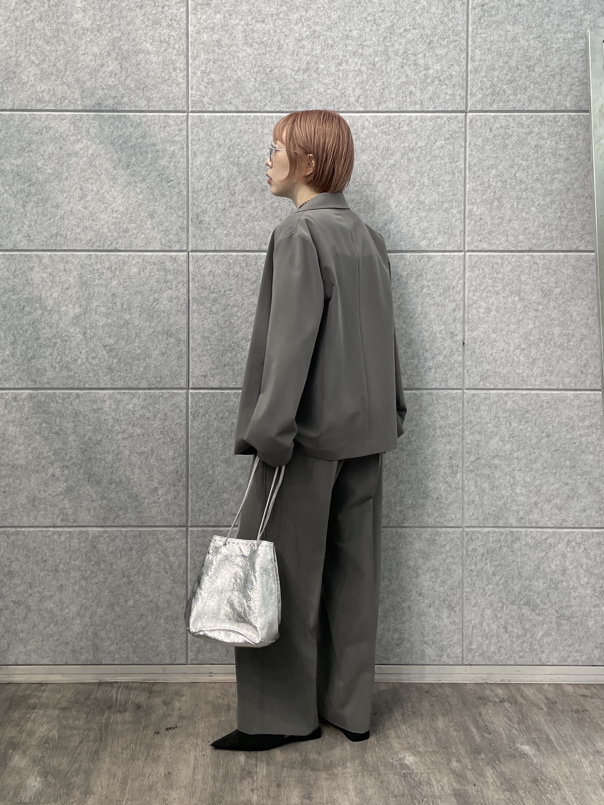 mikuさんの「INDIVI｜Comfy Set Up｜キャミジレ【セットアップ対応／通勤／カセット服】」を使ったコーディネート