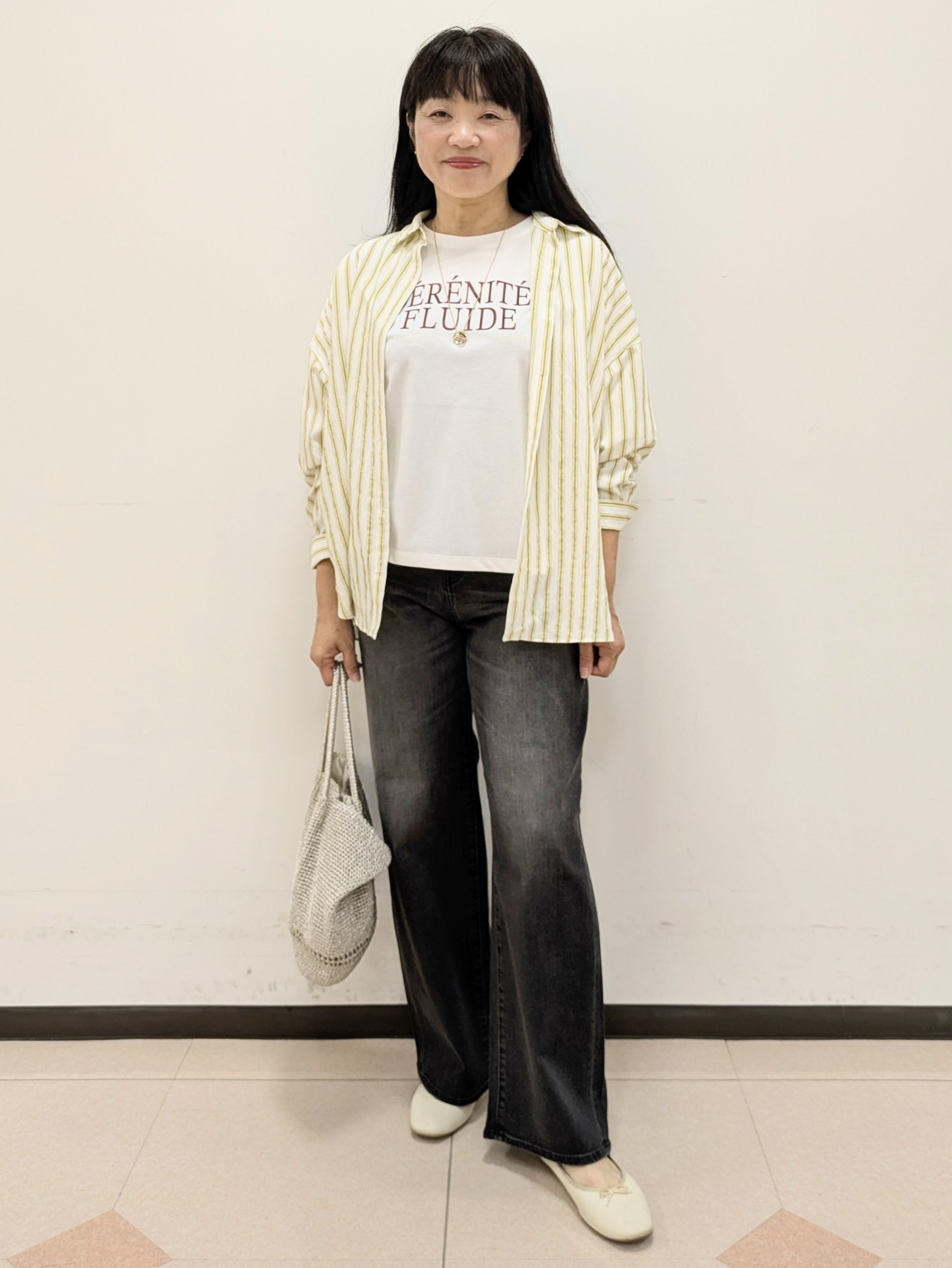 ともさんの「UNTITLED｜【秋映え/羽織り】ストライプシャツ」を使ったコーディネート