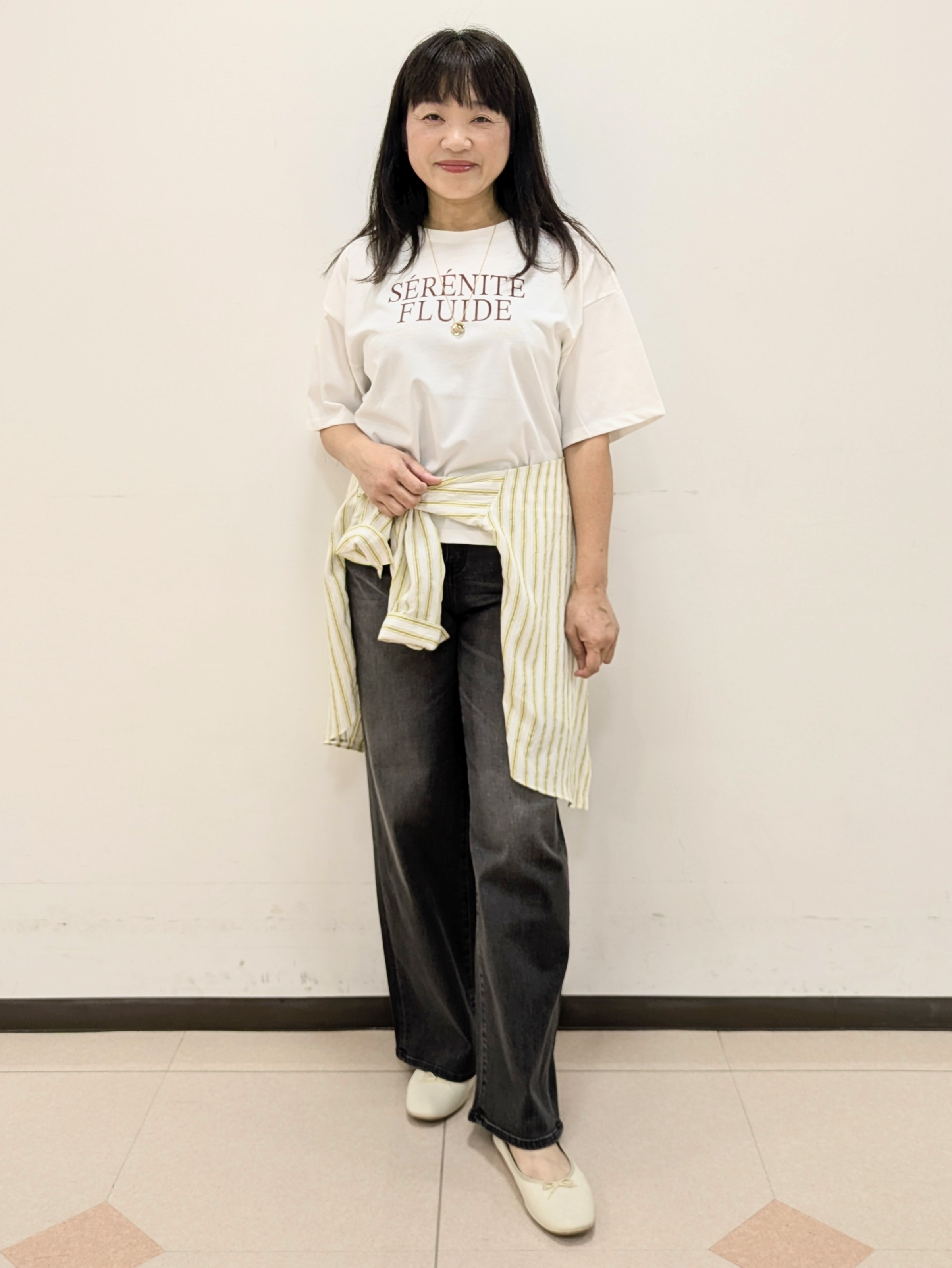 ともさんの「UNTITLED｜【秋映え/羽織り】ストライプシャツ」を使ったコーディネート