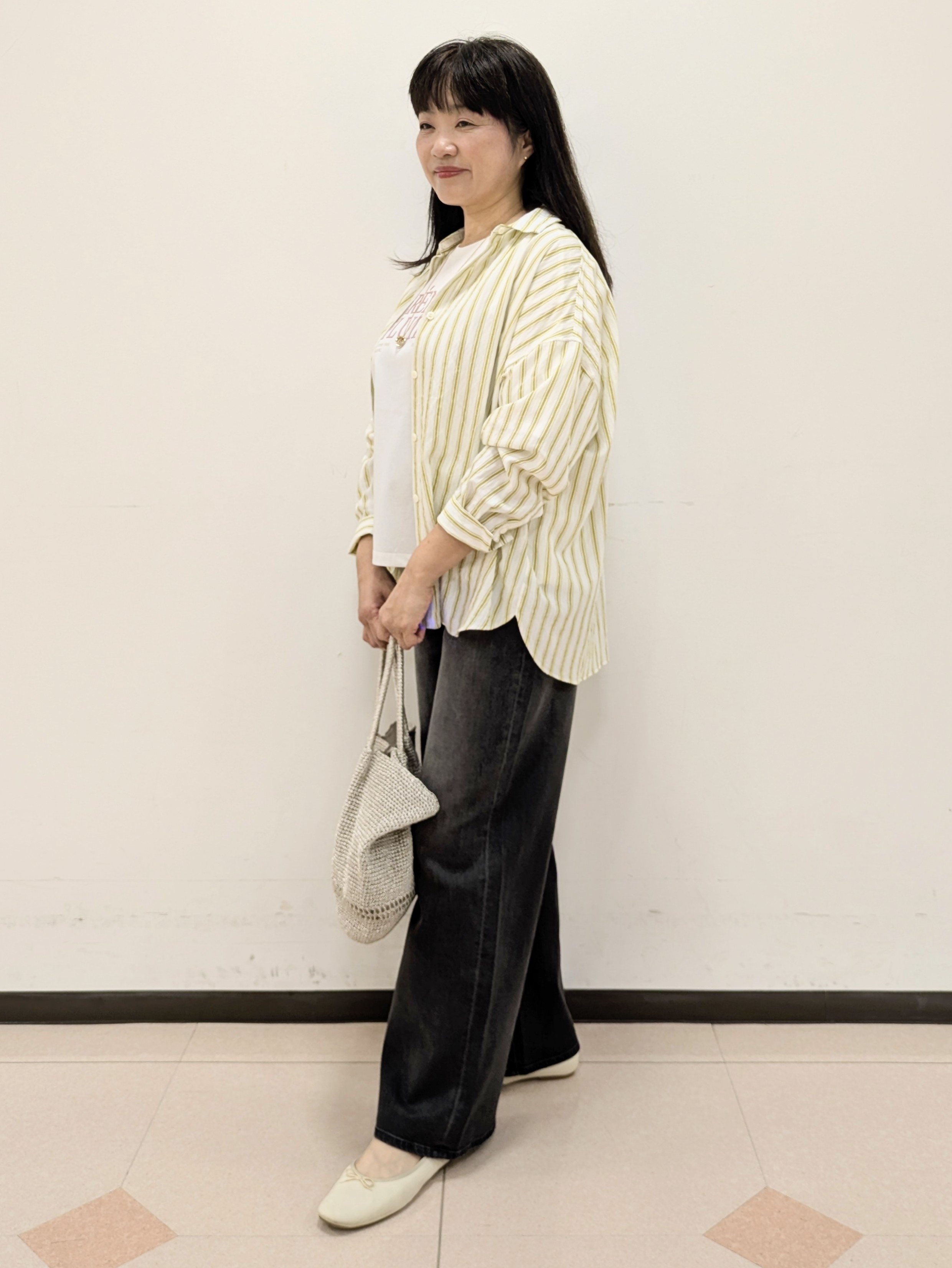 ともさんの「UNTITLED｜【秋映え/羽織り】ストライプシャツ」を使ったコーディネート