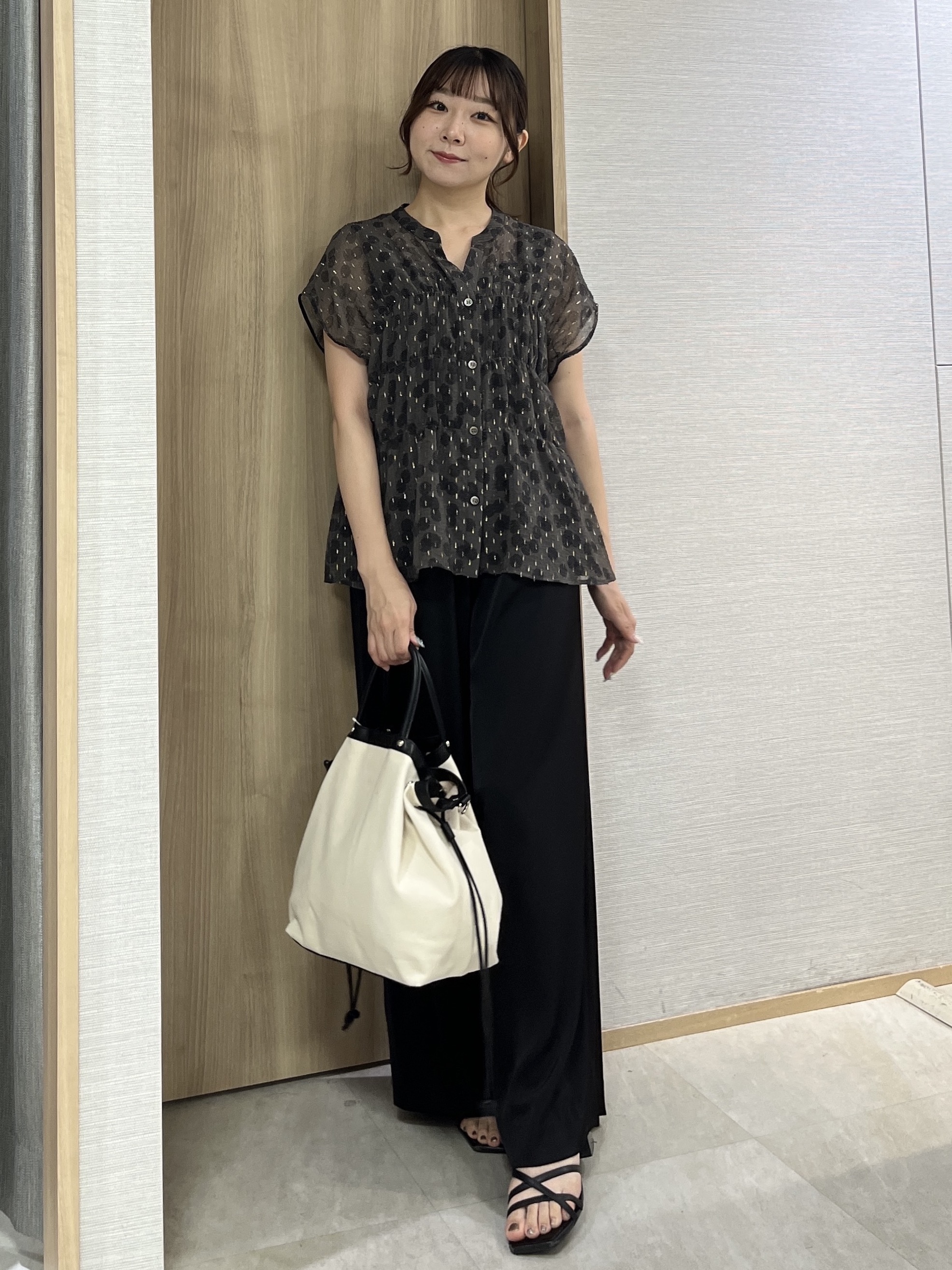 KAHOさんの「UNTITLED｜【秋映え/シアー】ヴィンテージドットブラウス」を使ったコーディネート