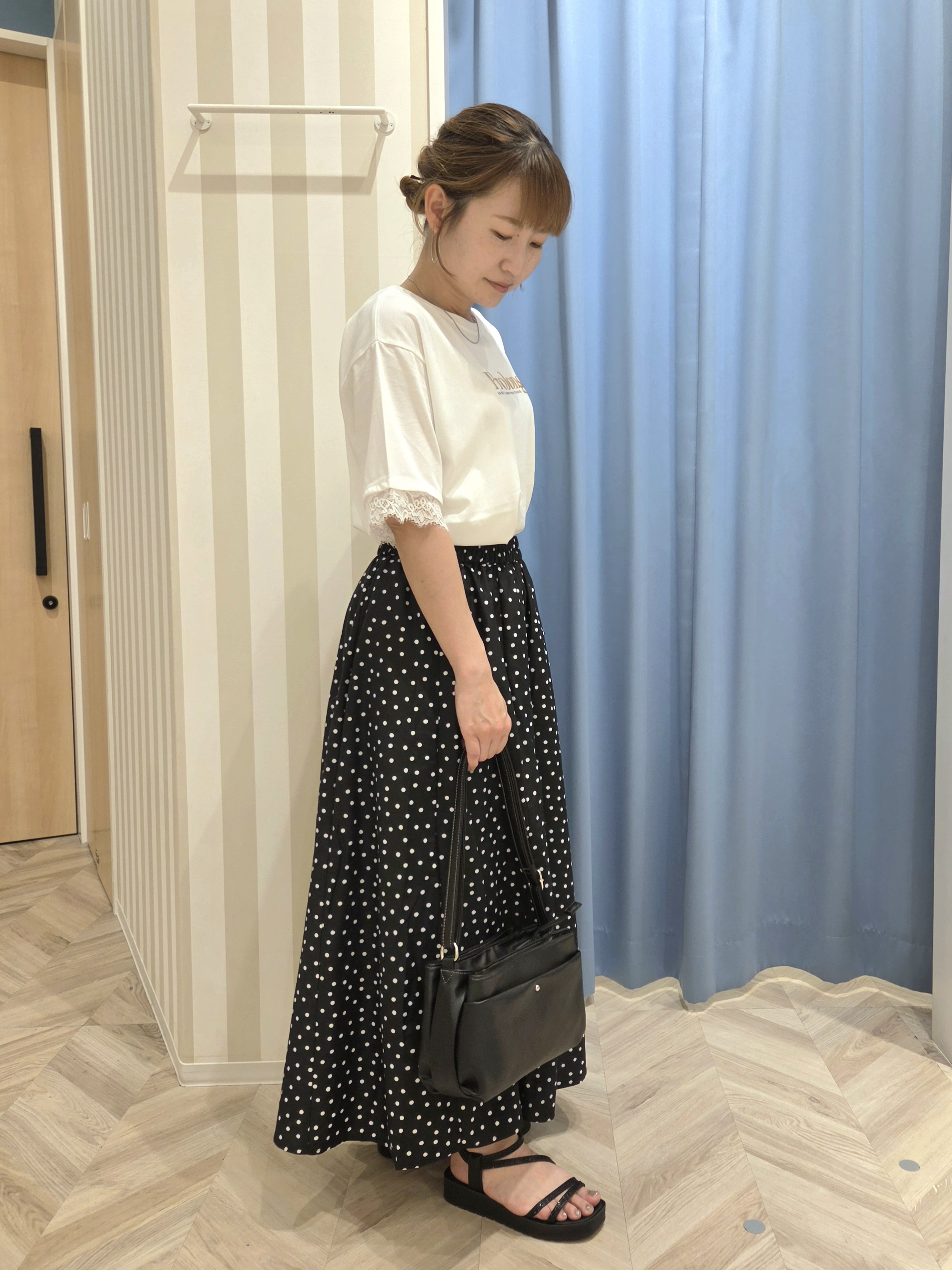 Ikumiさんの「SHOO･LA･RUE｜【UV/S-LL/洗濯機可】柄アソート お袖レースが旬顔 上品に決まる大人Tシャツ」を使ったコーディネート