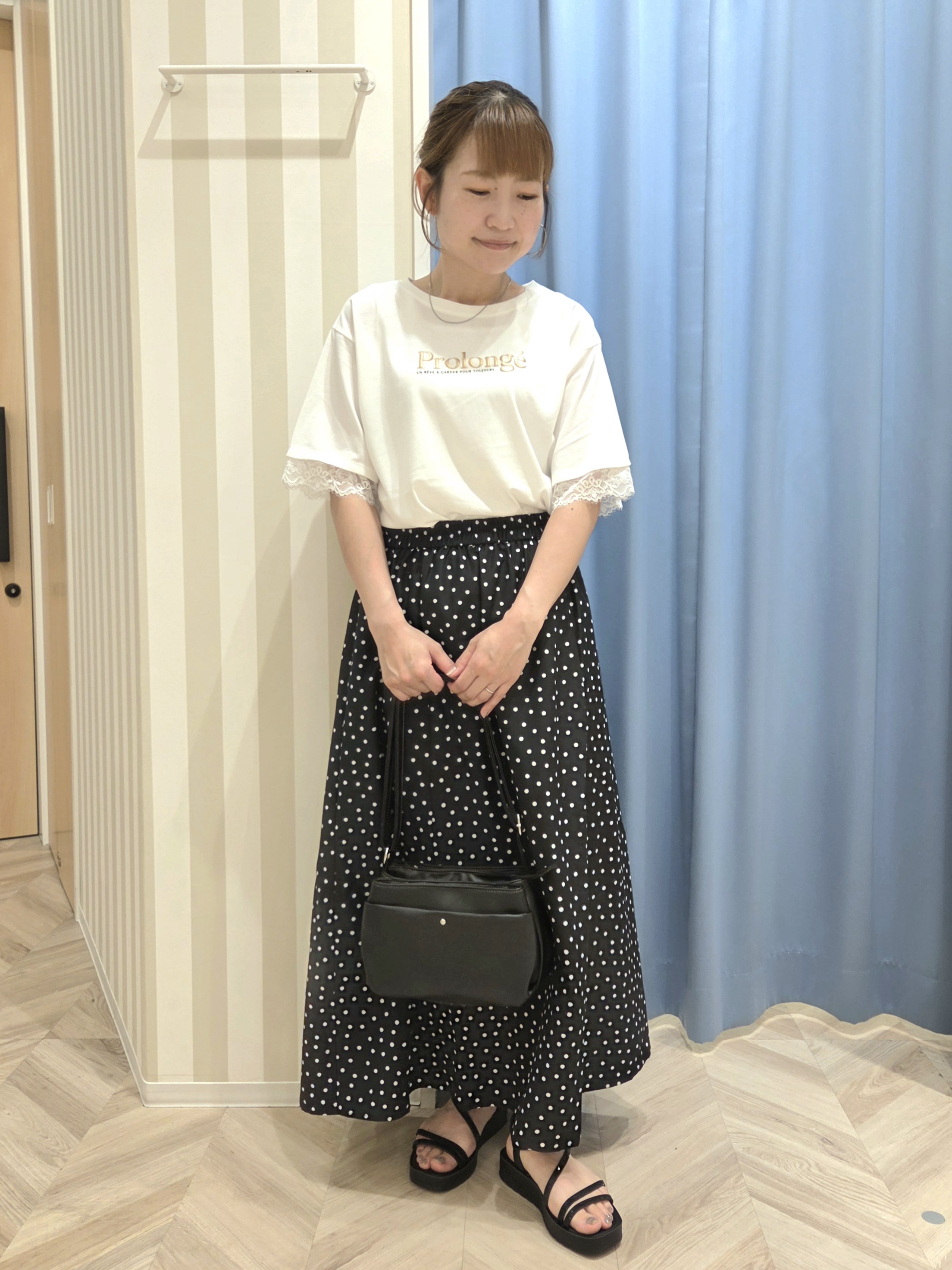 Ikumiさんの「SHOO･LA･RUE｜【UV/S-LL/洗濯機可】柄アソート お袖レースが旬顔 上品に決まる大人Tシャツ」を使ったコーディネート