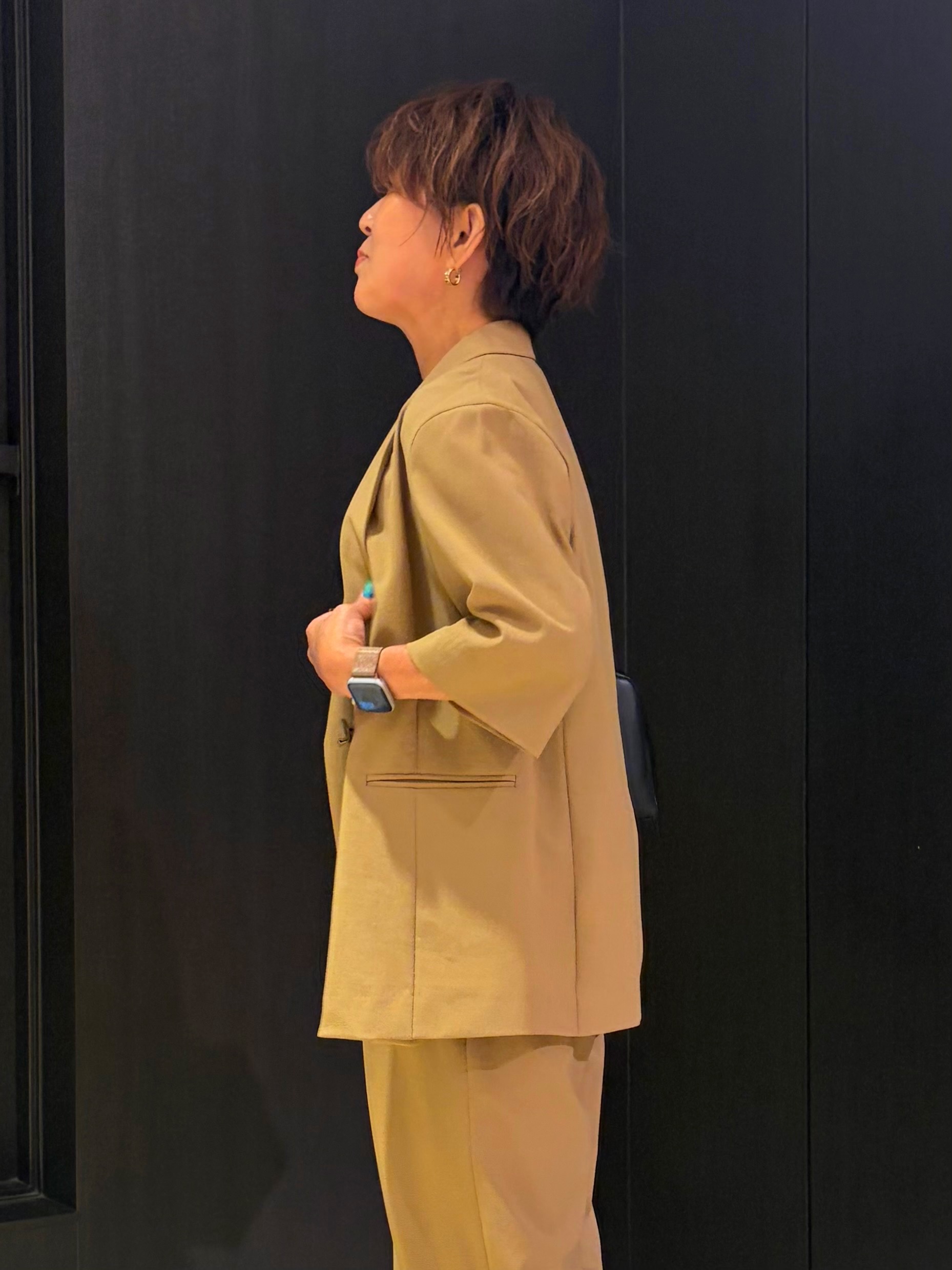 sayakaさんの「UNTITLED｜【秋の通勤羽織/セットアップ可/UVカット】エアリークール半袖ジャケット」を使ったコーディネート