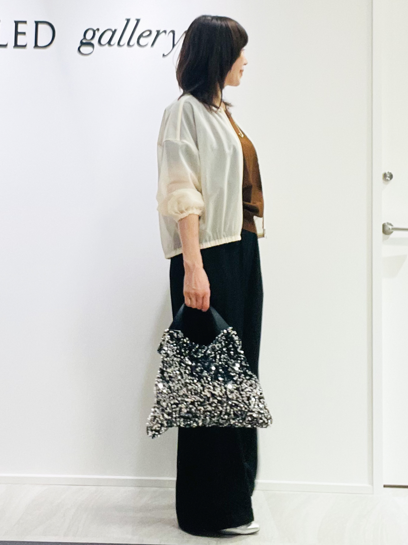 めいさんの「UNTITLED｜【秋羽織り/ジップ】トリコットシアーブラウス」を使ったコーディネート