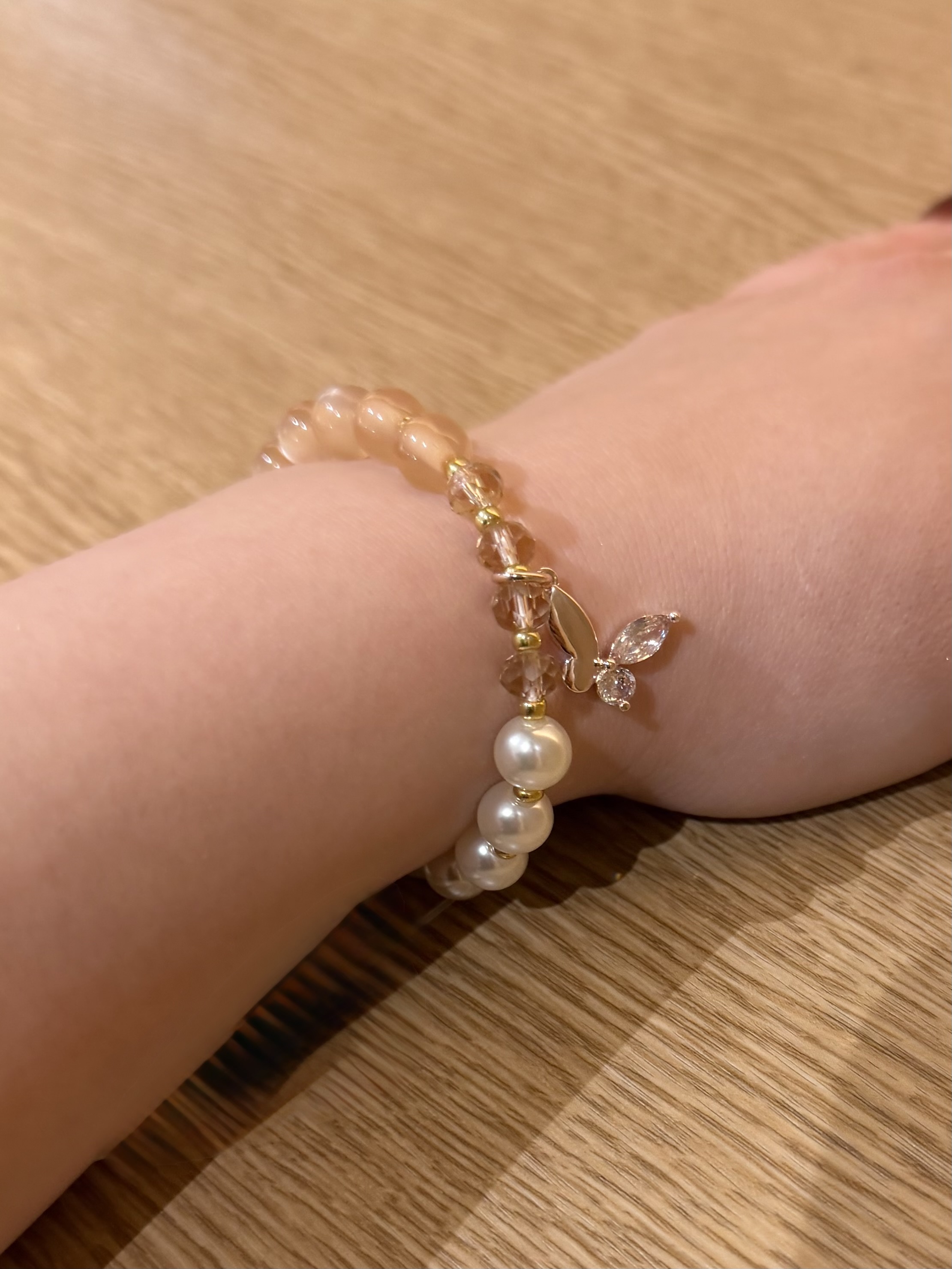 みーさんの「grove｜【低身長さんも選べる着丈・洗濯機◎】1枚で華やか 肩フリルニットドッキングワンピース」を使ったコーディネート