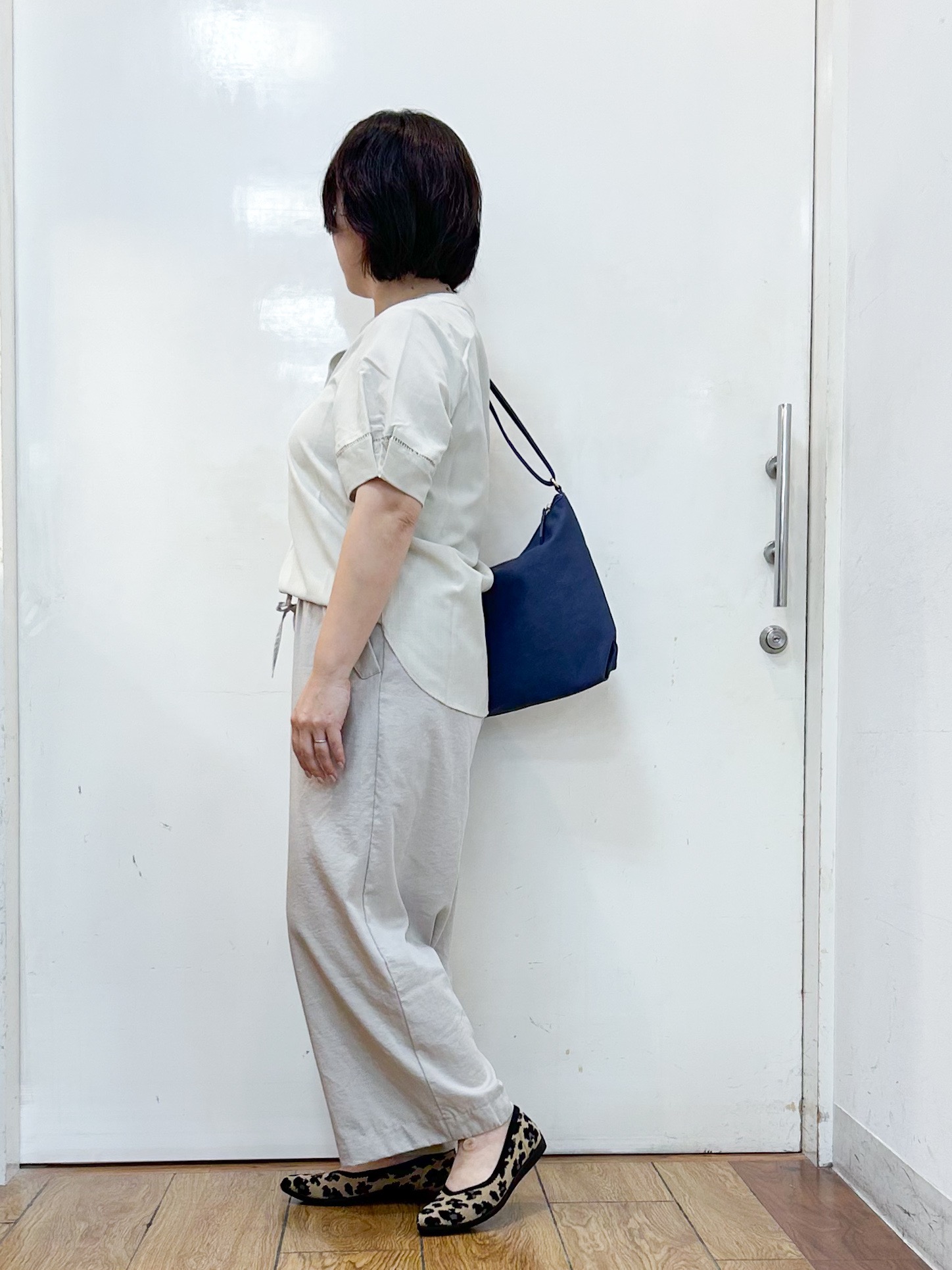 haruさんの「SHOO･LA･RUE｜【洗濯後しわになりにくい/インせずきまる】シンプルだけど女性らしい 麻調スキッパーブラウス」を使ったコーディネート