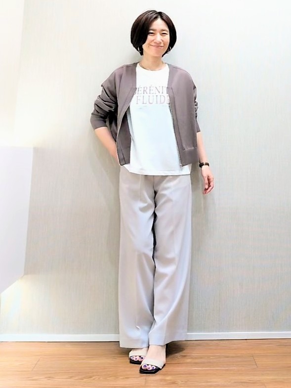 ミズタさんの「UNTITLED｜【丈感すっきり】ベロアプリントロゴT」を使ったコーディネート