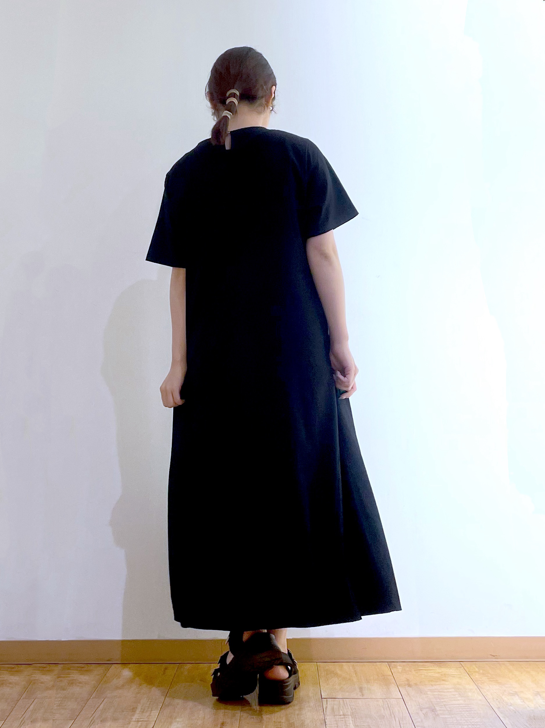 かのさんの「SHOO･LA･RUE｜【通気性〇/S-LL/洗濯機可】羽織にも使いやすい きちんとベーシックシャツ」を使ったコーディネート