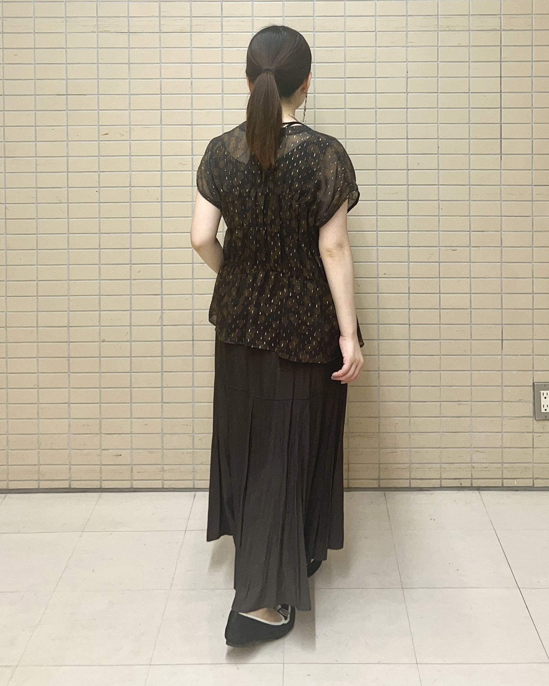 Mitsukiさんの「UNTITLED｜【秋映え/シアー】ヴィンテージドットブラウス」を使ったコーディネート
