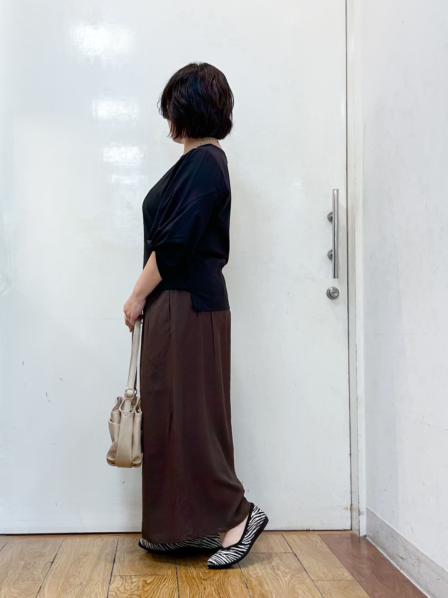 haruさんの「SHOO･LA･RUE｜【S-LL/洗濯機可/二の腕カバー】楽に上品見え ツイストスリーブトップス」を使ったコーディネート