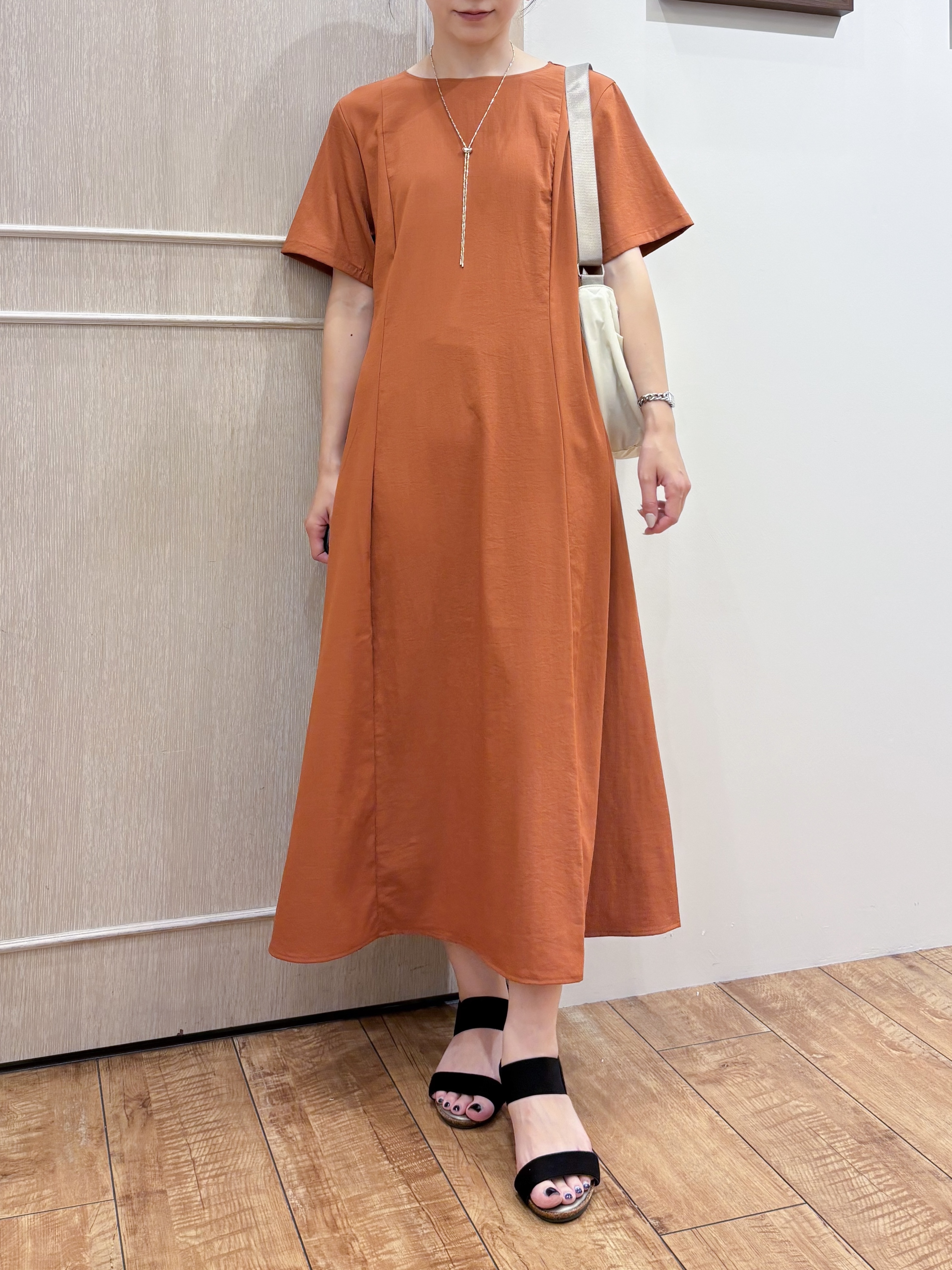 なみさんの「SHOO･LA･RUE｜【通気性〇/S-LL/洗濯機可】羽織にも使いやすい きちんとベーシックシャツ」を使ったコーディネート