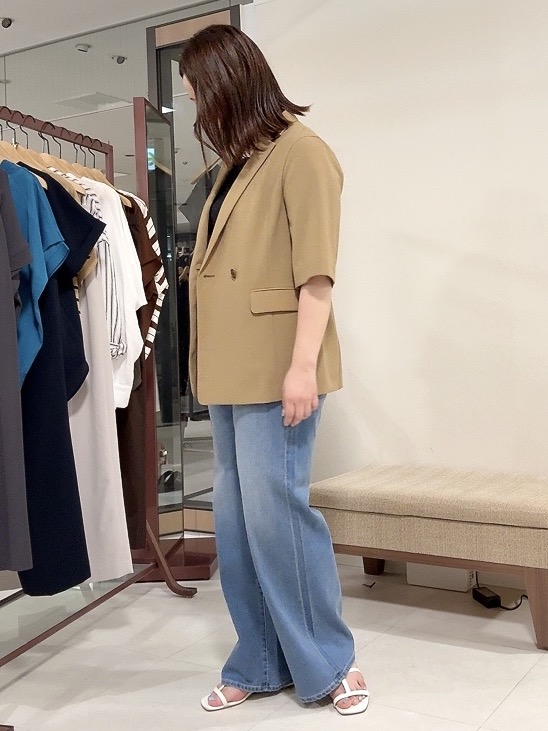 YUIさんの「UNTITLED｜【秋の通勤羽織/セットアップ可/UVカット】エアリークール半袖ジャケット」を使ったコーディネート