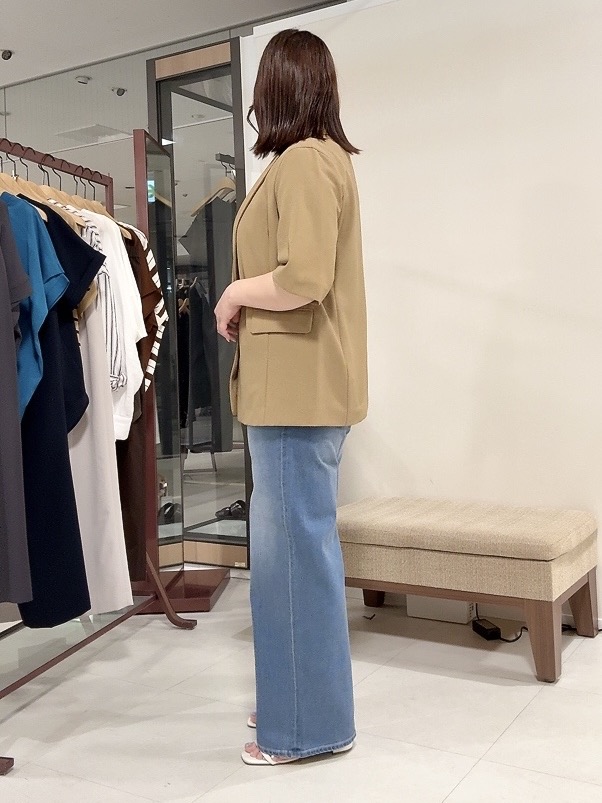 YUIさんの「UNTITLED｜【秋の通勤羽織/セットアップ可/UVカット】エアリークール半袖ジャケット」を使ったコーディネート
