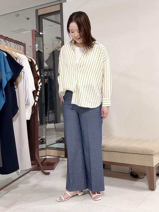 YUIさんの「UNTITLED｜【秋映え/羽織り】ストライプシャツ」を使ったコーディネート