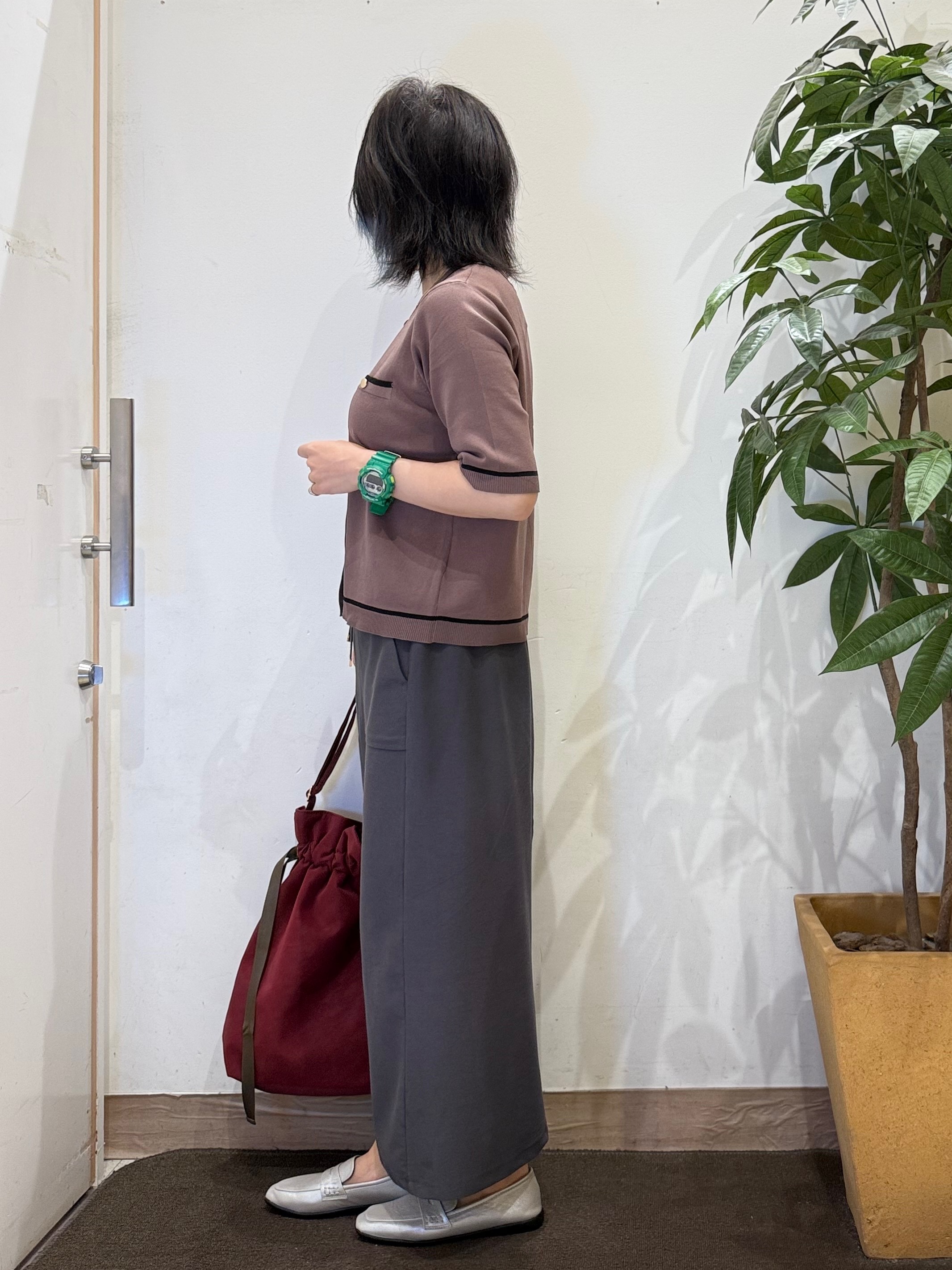 misakiさんの「SHOO･LA･RUE｜【UV/S-LL/洗濯機可】毛玉になりにくい 配色5分袖カーディガン」を使ったコーディネート