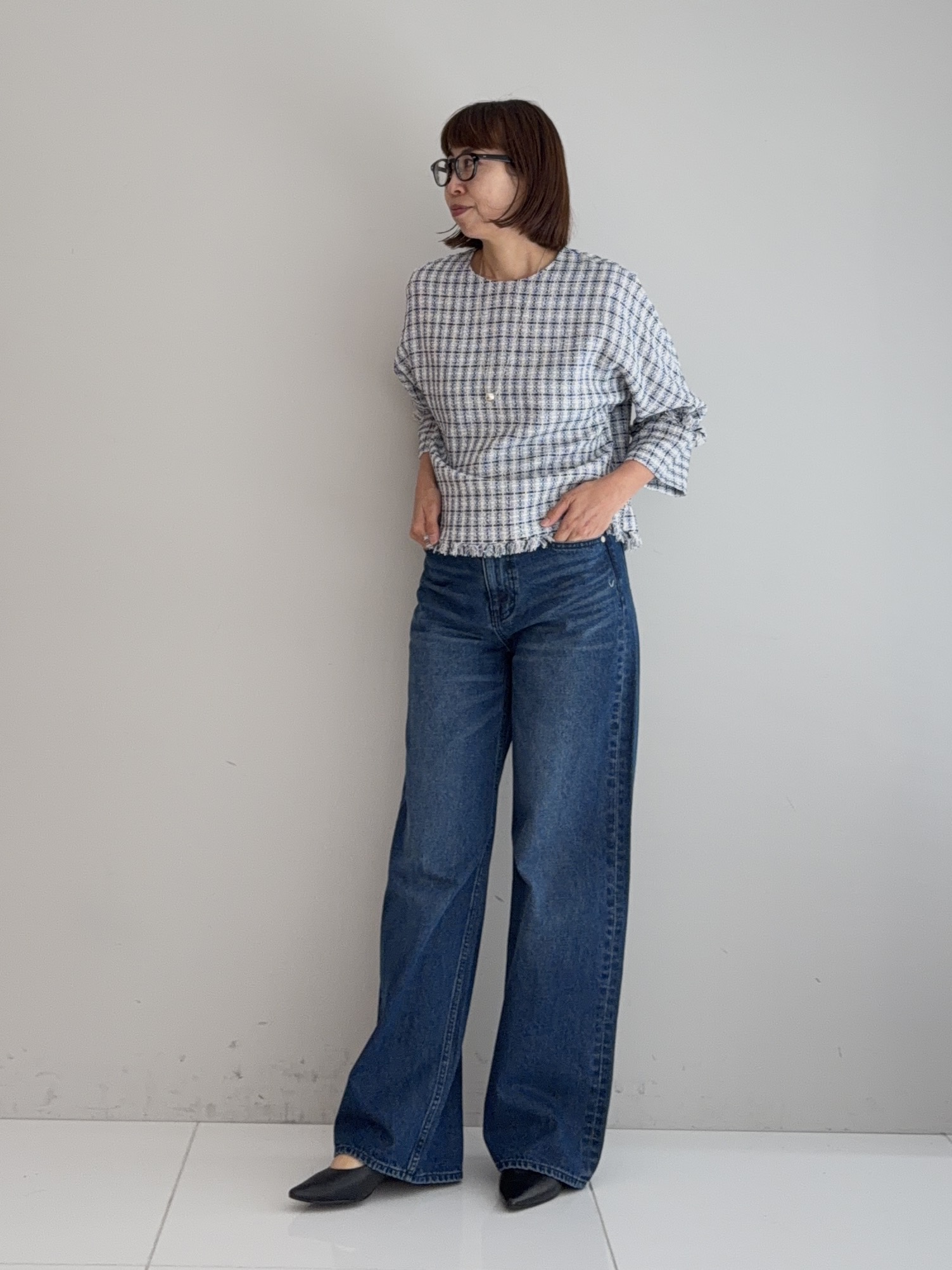murayamaさんの「INDIVI｜【華やか／1枚でサマになる】上品ツイードブラウス」を使ったコーディネート