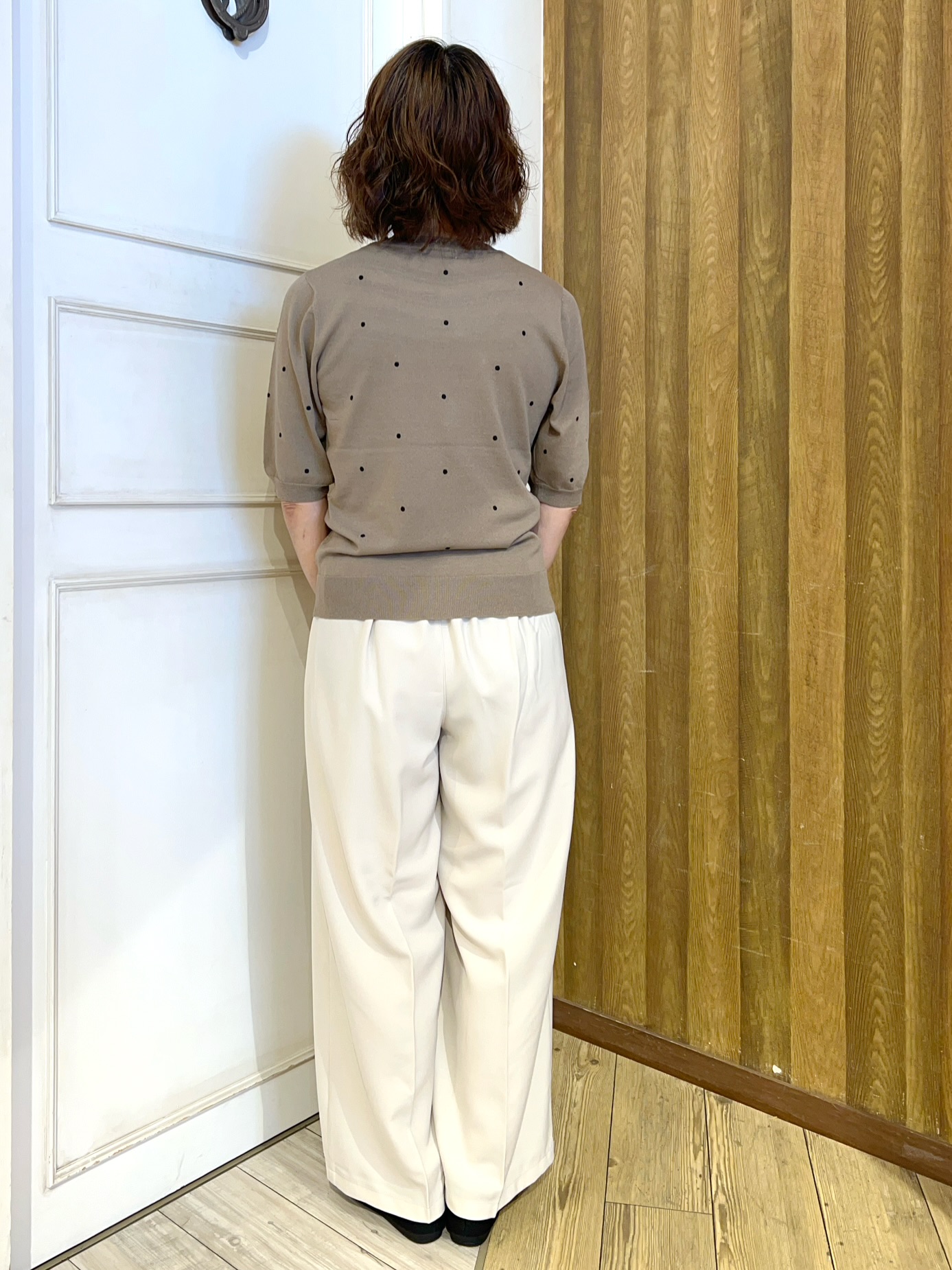 yuriyuriさんの「SHOO･LA･RUE｜【S-LL】さらっとタッチ 大人のドット刺繍ニット」を使ったコーディネート