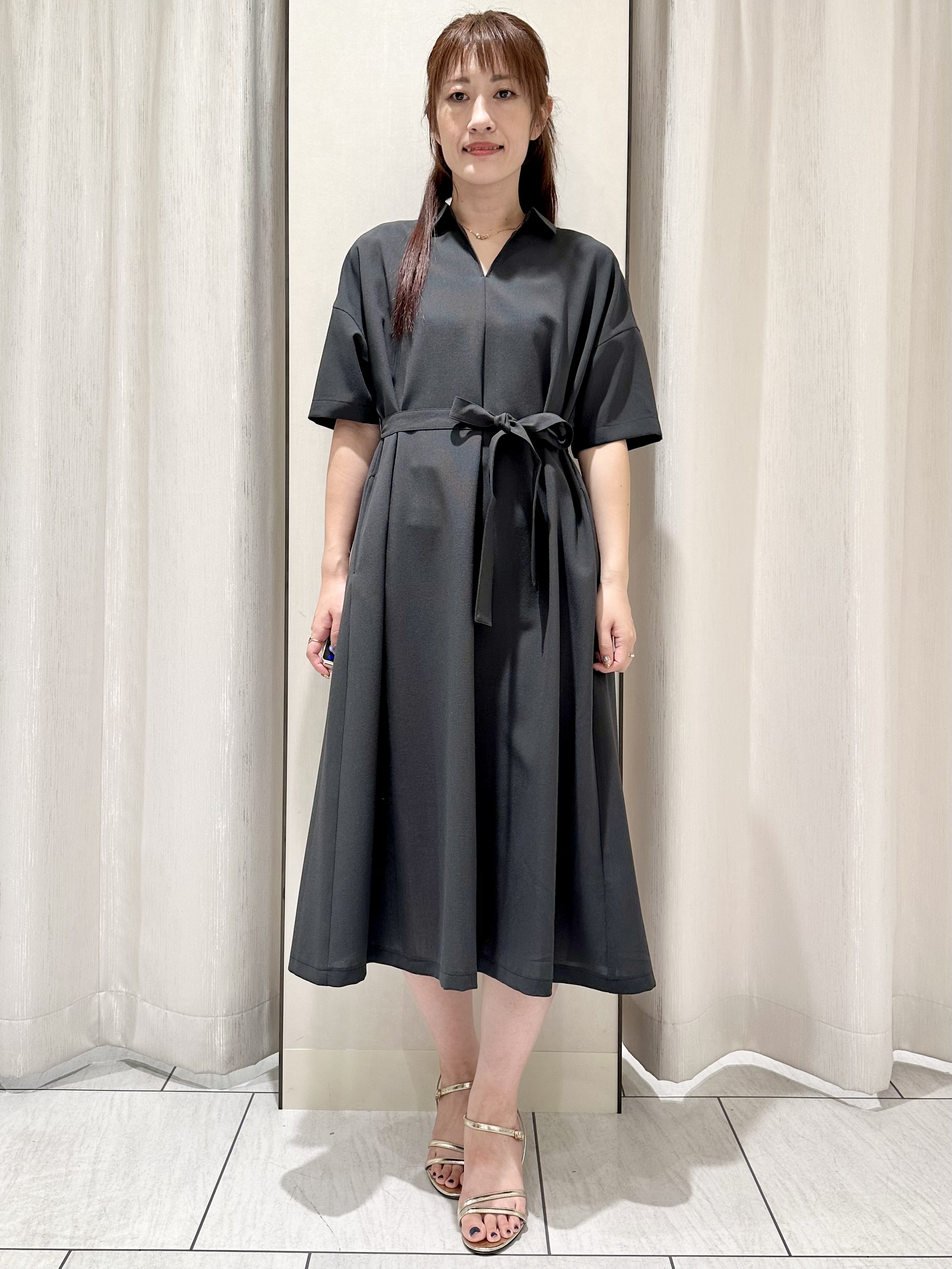 komiさんの「UNTITLED｜【初秋も活躍/UVカット/接触冷感】エアリークールワンピース」を使ったコーディネート