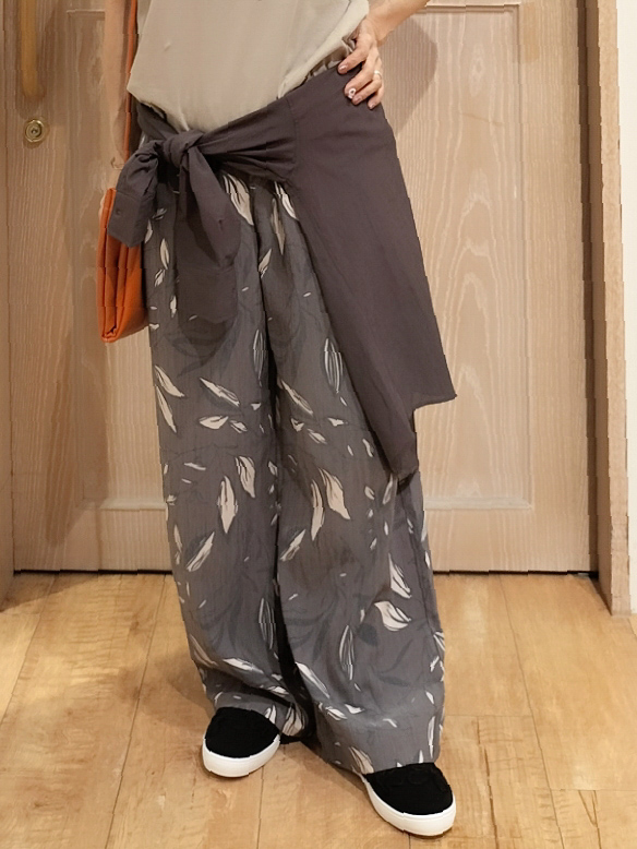 YUKIさんの「SHOO･LA･RUE｜【通気性〇/S-LL/洗濯機可】羽織にも使いやすい きちんとベーシックシャツ」を使ったコーディネート