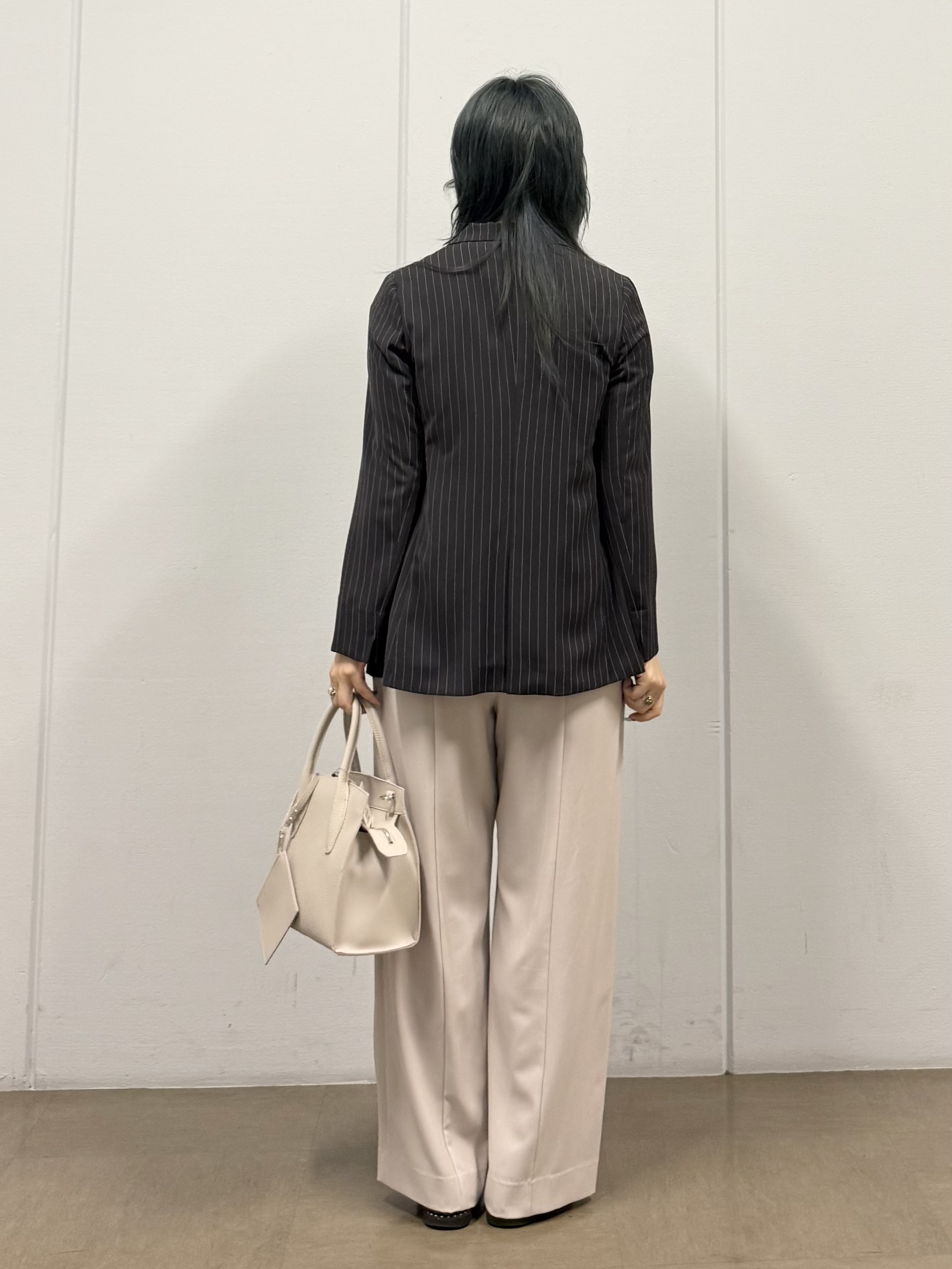 mizukiさんの「INDIVI｜【初秋/UVケア/着る日傘】ダブルジャケット」を使ったコーディネート