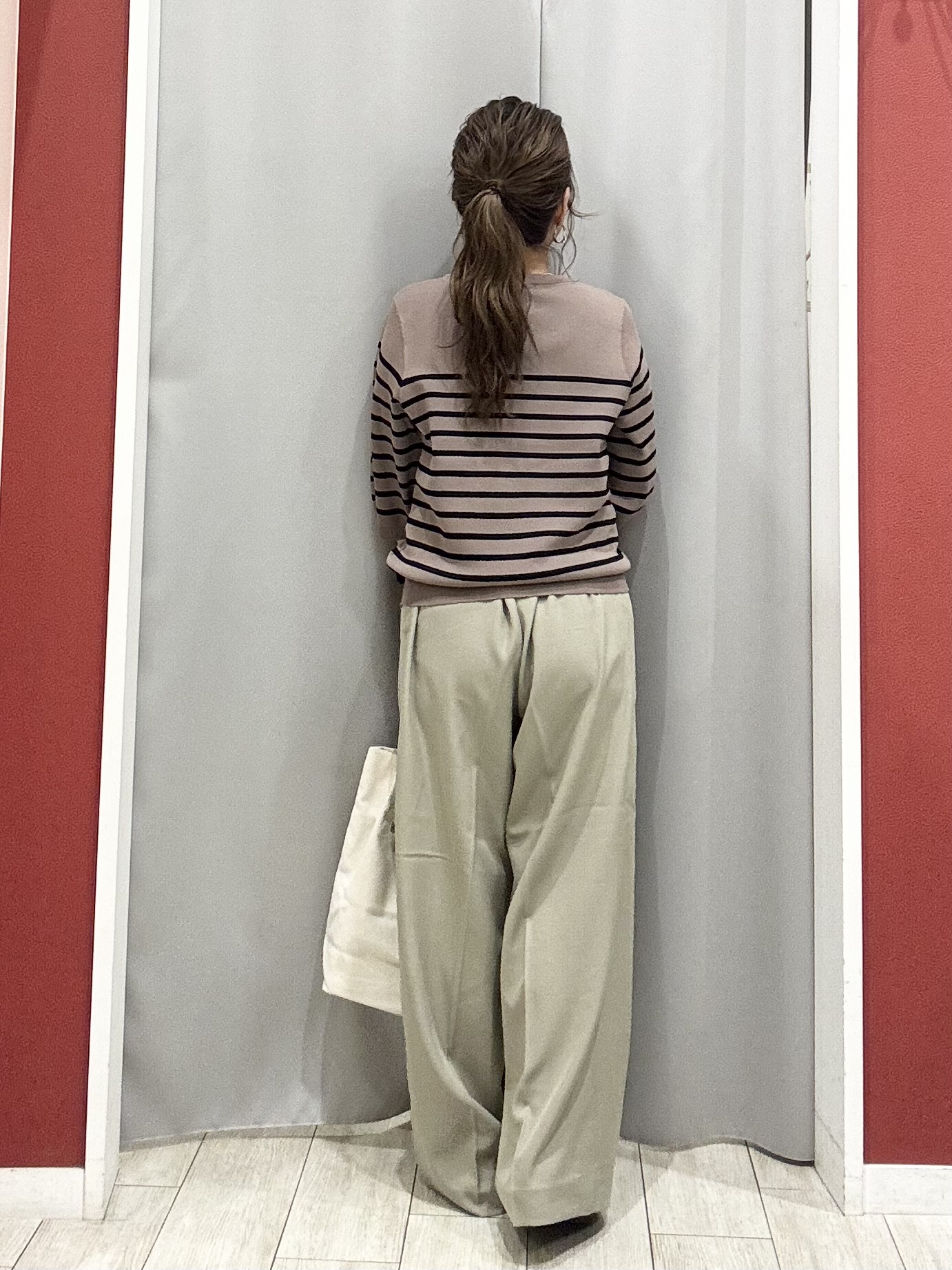 shioさんの「SHOO･LA･RUE｜【ガンガン洗える/毛玉になりにくい】二の腕見せない 5分袖ニット」を使ったコーディネート