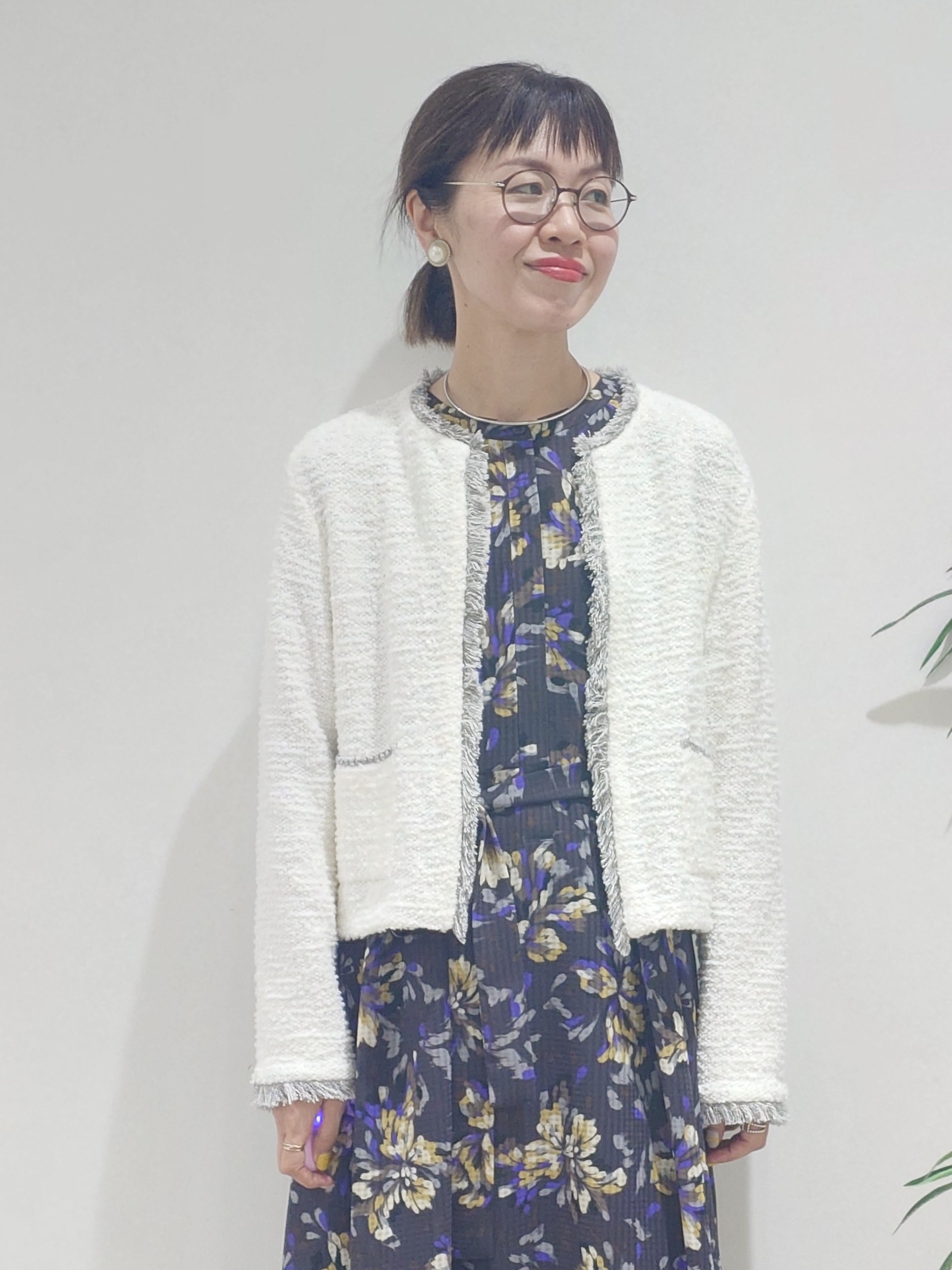 MUTSUKOさんの「UNTITLED｜【秋映え/花柄】フラワープリントワンピース」を使ったコーディネート