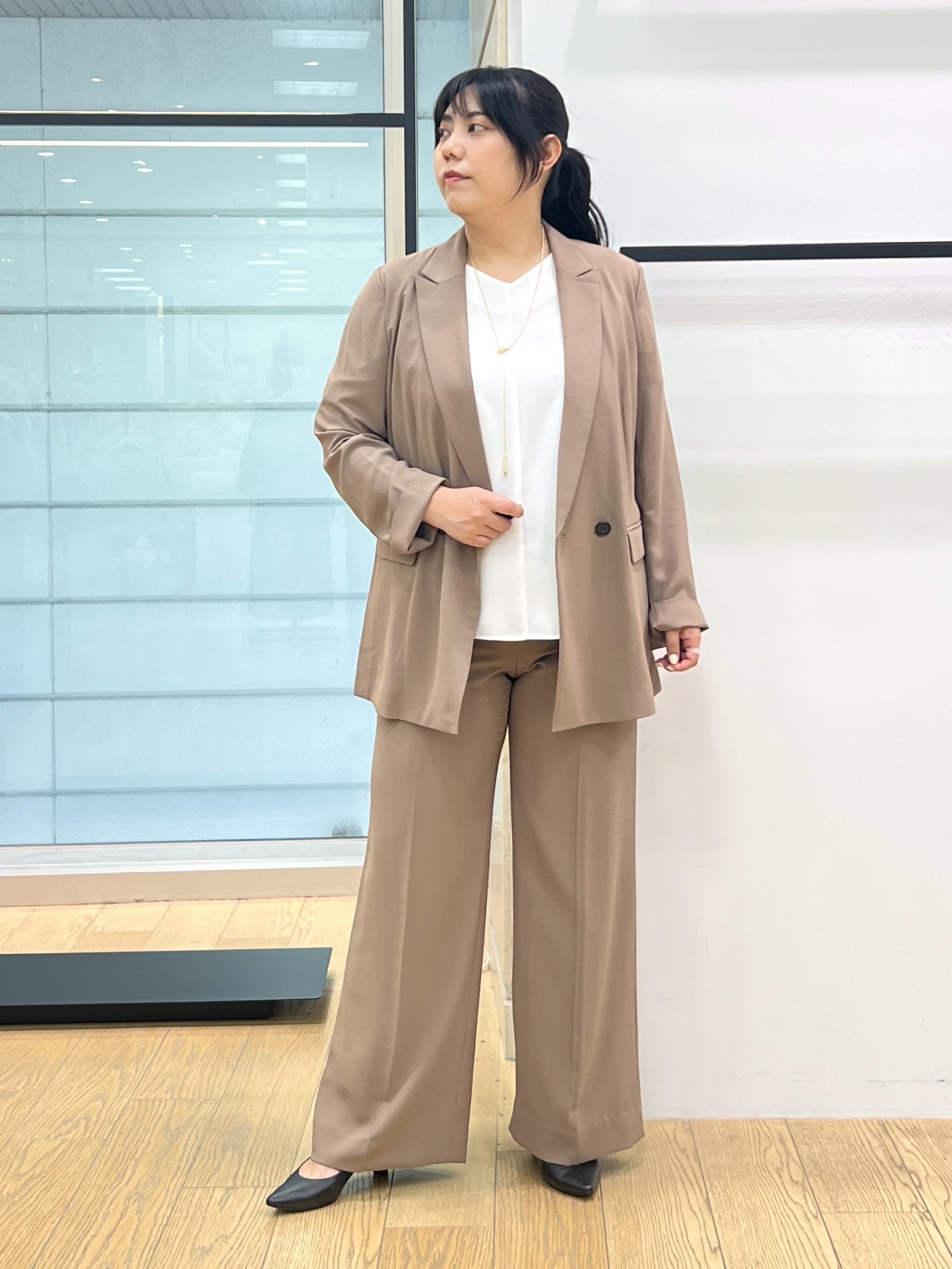 shimaさんの「INDIVI｜【初秋/UVケア/着る日傘】ダブルジャケット」を使ったコーディネート