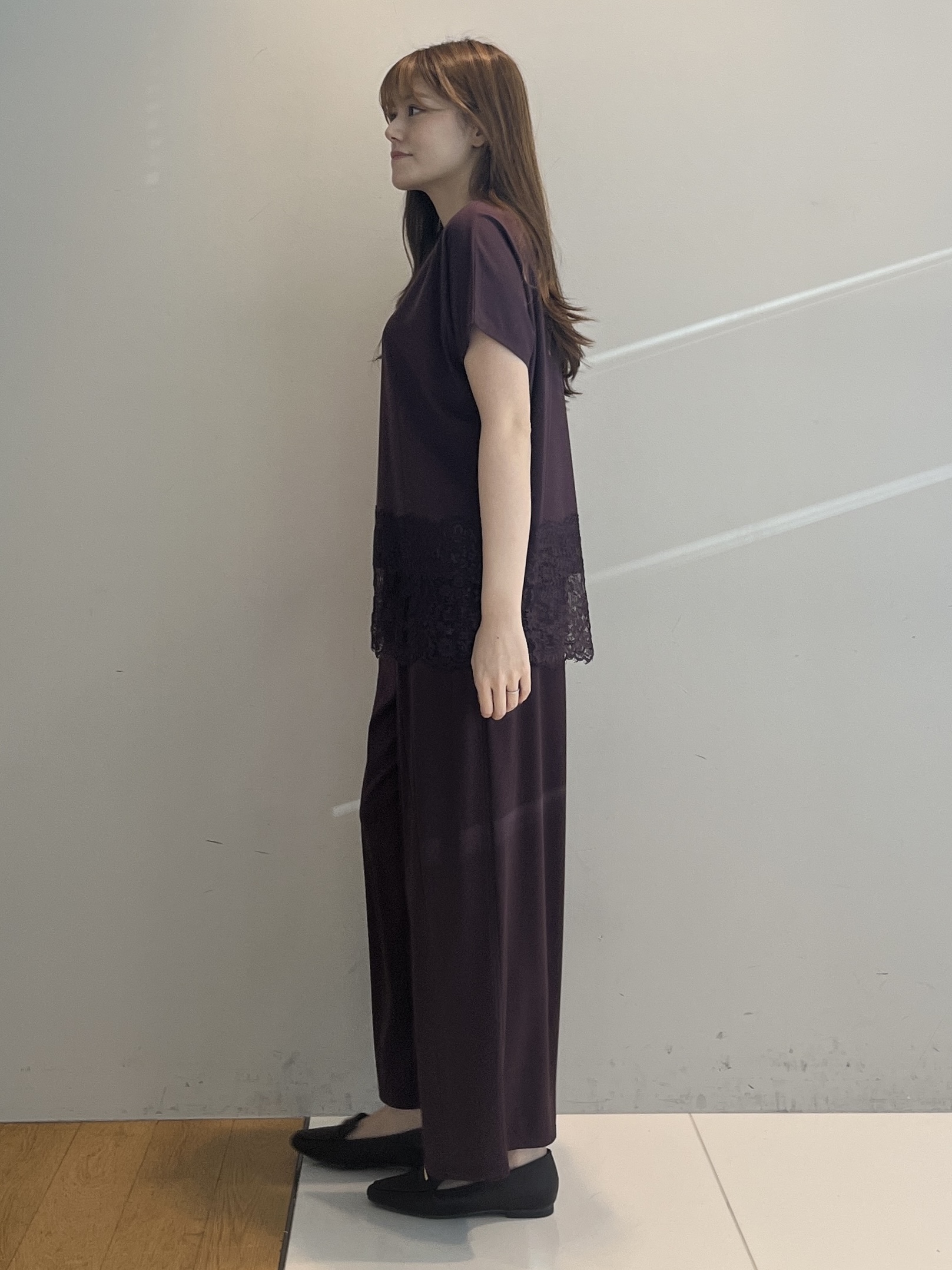 sayaさんの「grove｜【SET UP可】ポンチシリーズ／裾レースドルマンカットソー」を使ったコーディネート