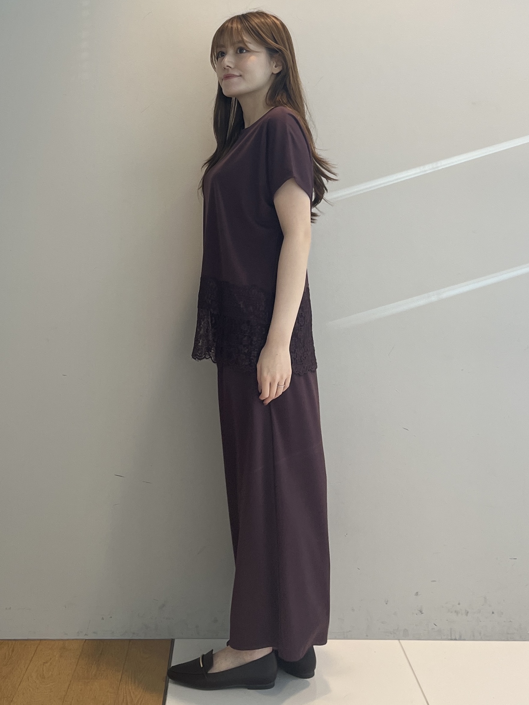 sayaさんの「grove｜【SET UP可】ポンチシリーズ／裾レースドルマンカットソー」を使ったコーディネート