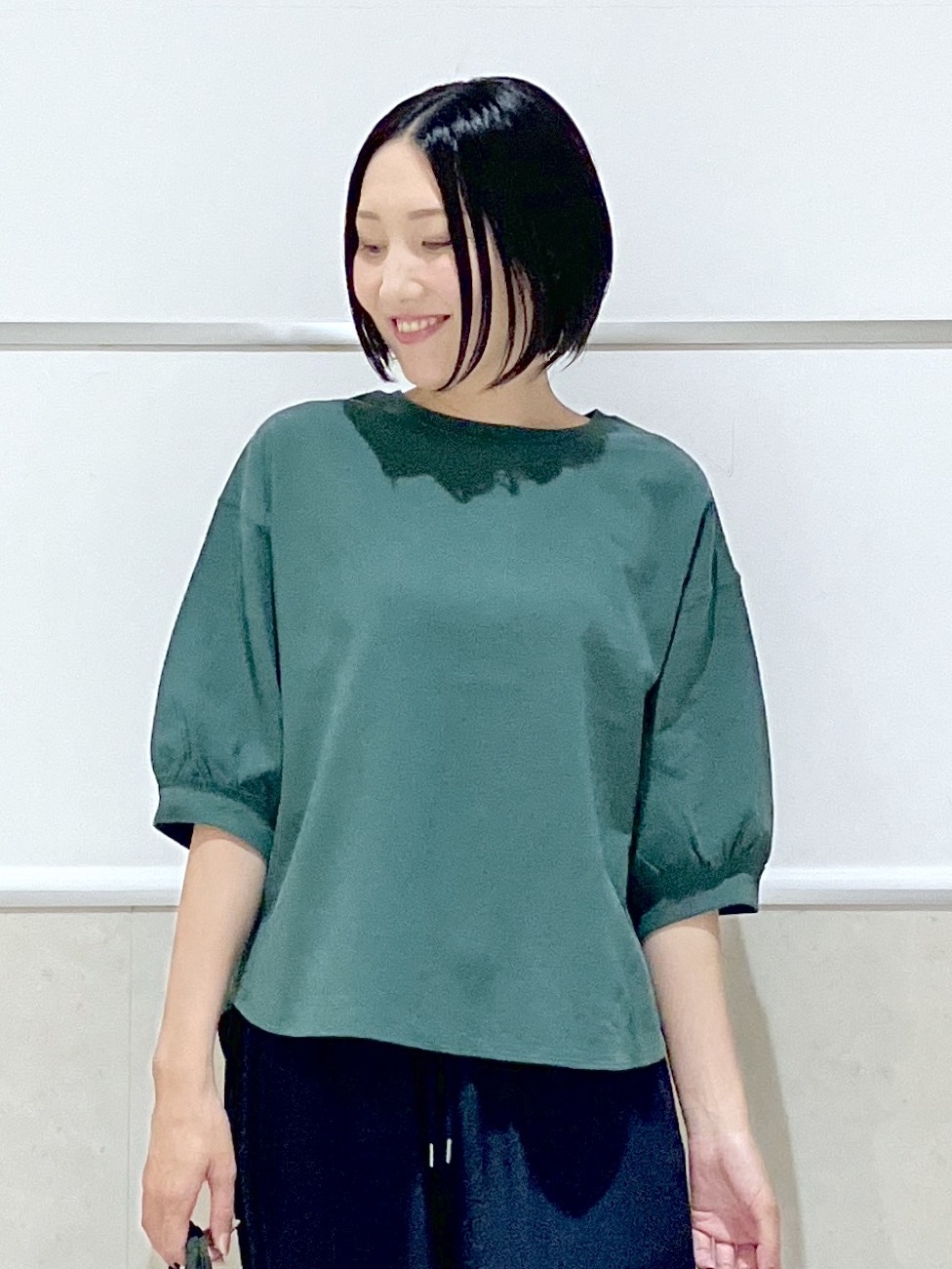 eriko さんの「Dessin｜【高レビュー/洗える/XS-L】バックヘンリーミニ裏毛 5分袖」を使ったコーディネート