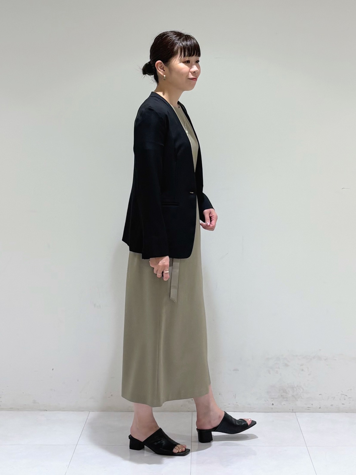 tsuyuさんの「INDIVI｜【初秋/UVケア/着る日傘】カラーレスジャケット」を使ったコーディネート