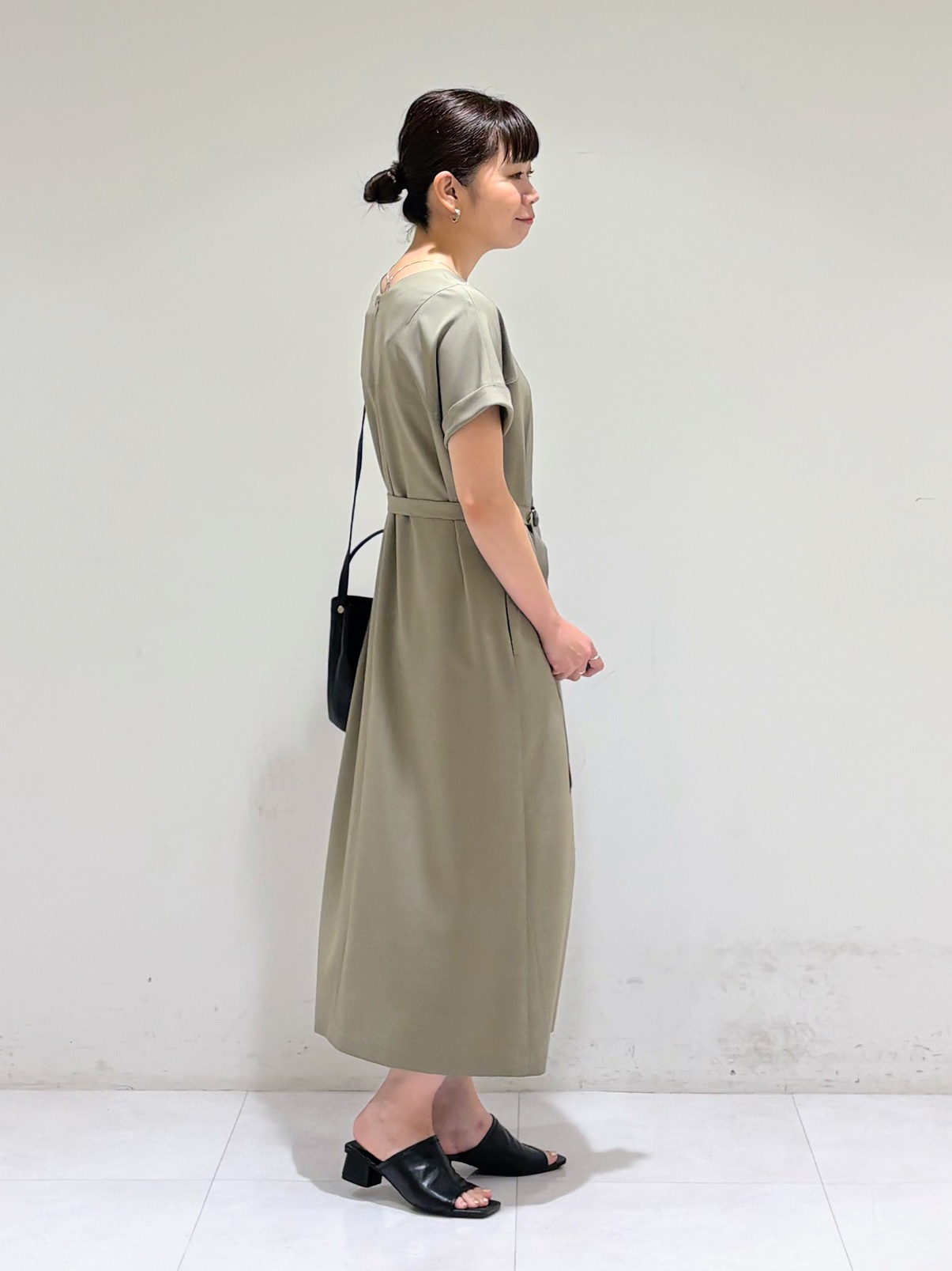 tsuyuさんの「INDIVI｜【初秋/UVケア/着る日傘】カラーレスジャケット」を使ったコーディネート