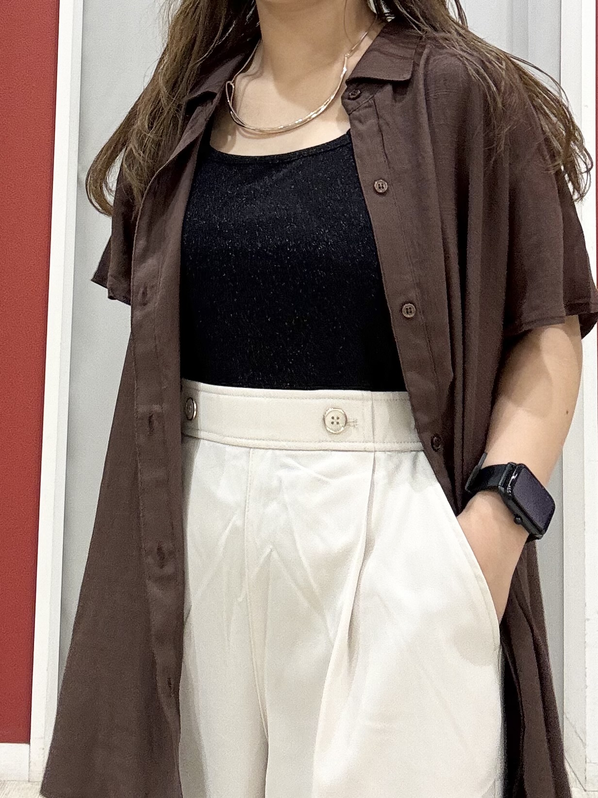 shioさんの「SHOO･LA･RUE｜【UV/洗濯機可】ほんのりシアーで上品な バックギャザーブラウス」を使ったコーディネート