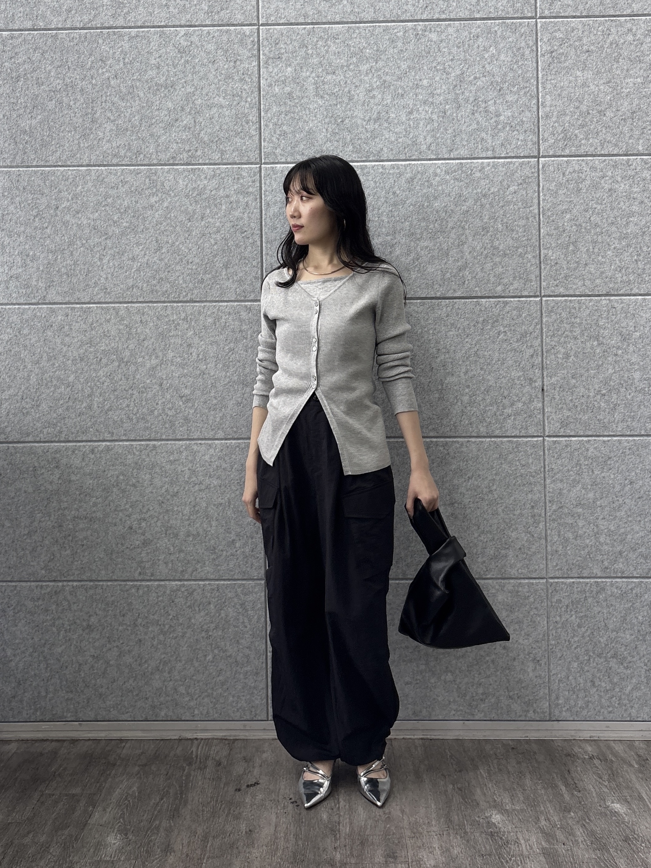 rinaさんの「INDIVI｜ナイロンカーゴパンツ」を使ったコーディネート
