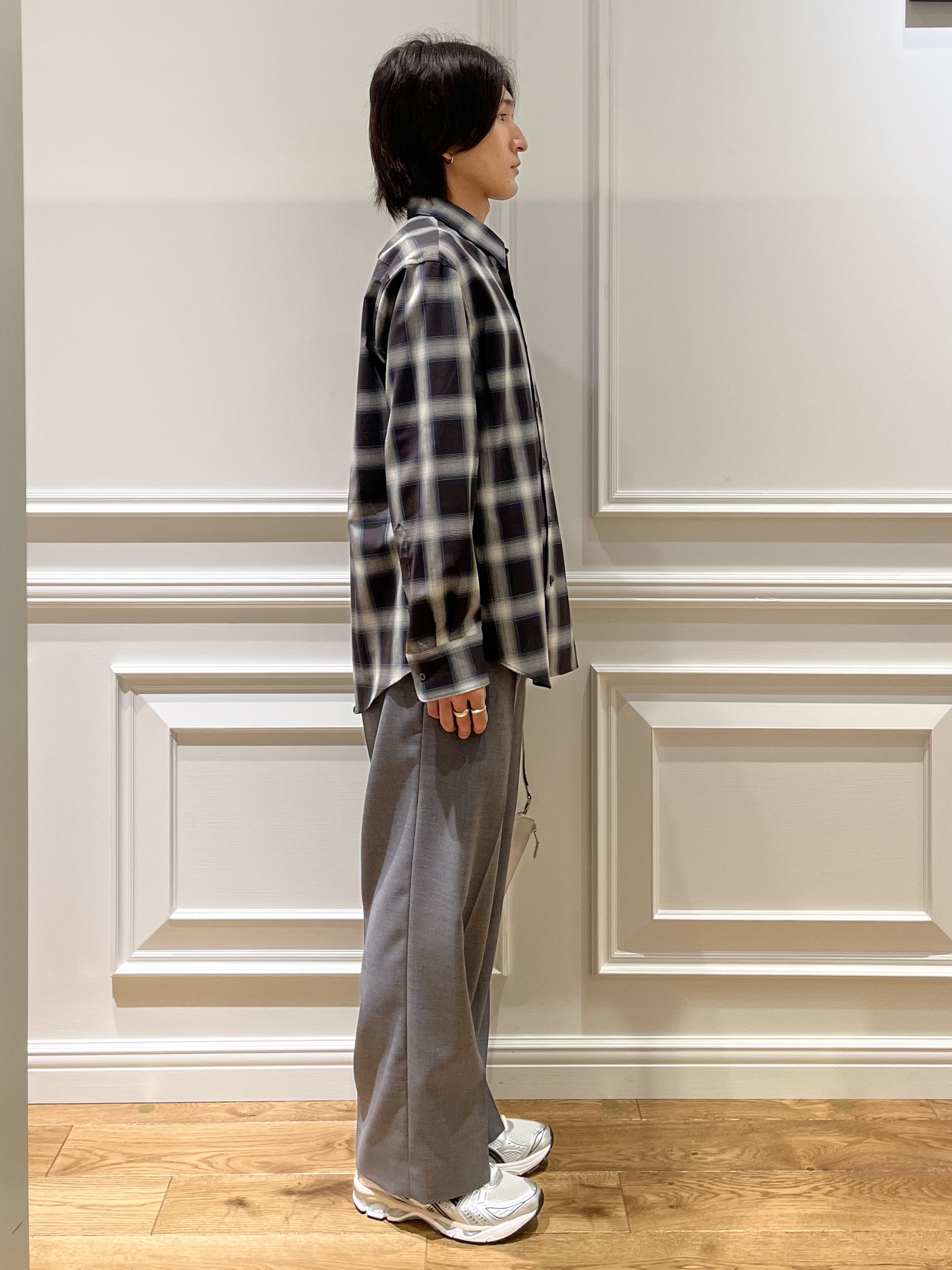 Watanabeさんの「DRESSTERIOR｜【日本製】オンブレーチェックシャツ」を使ったコーディネート
