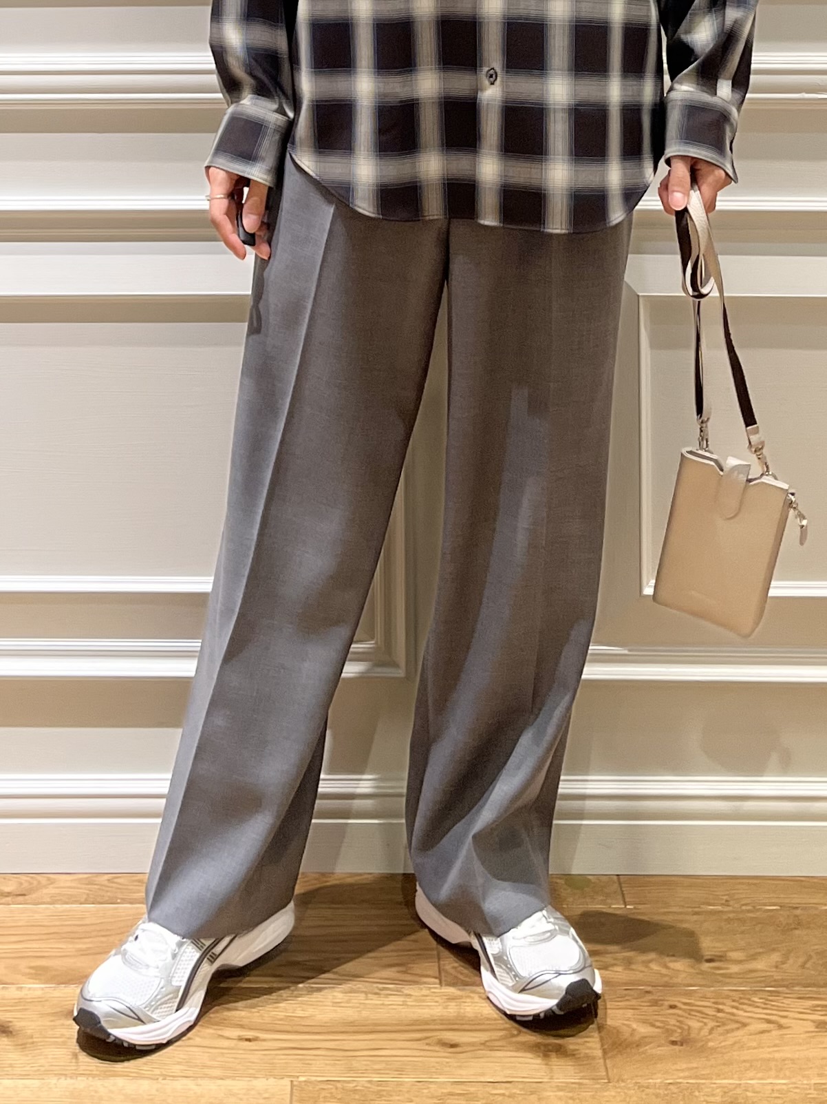 Watanabeさんの「DRESSTERIOR｜【日本製】オンブレーチェックシャツ」を使ったコーディネート