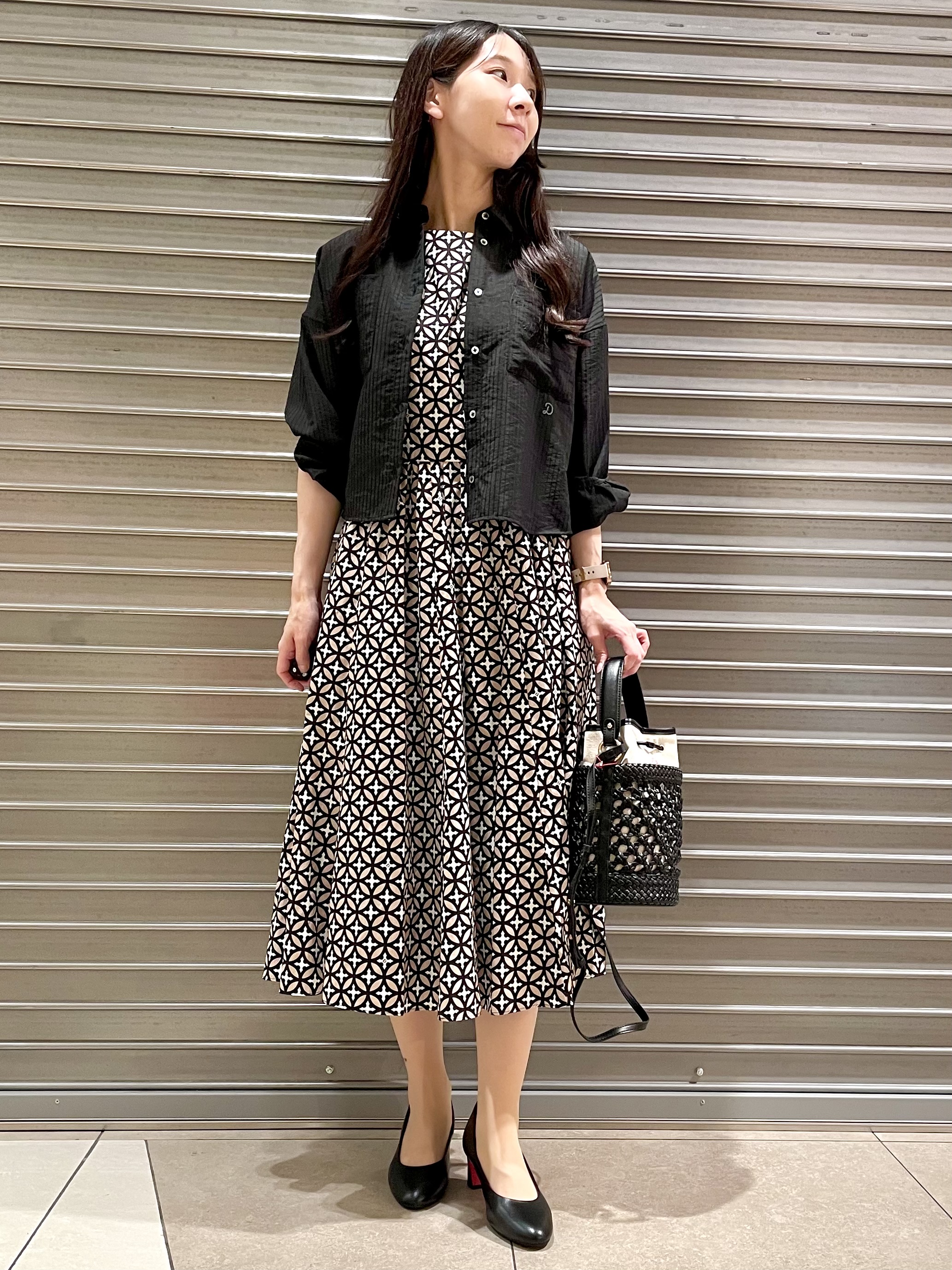 ことさんの「DRESSTERIOR｜◆シアーストライプクロップドシャツ」を使ったコーディネート