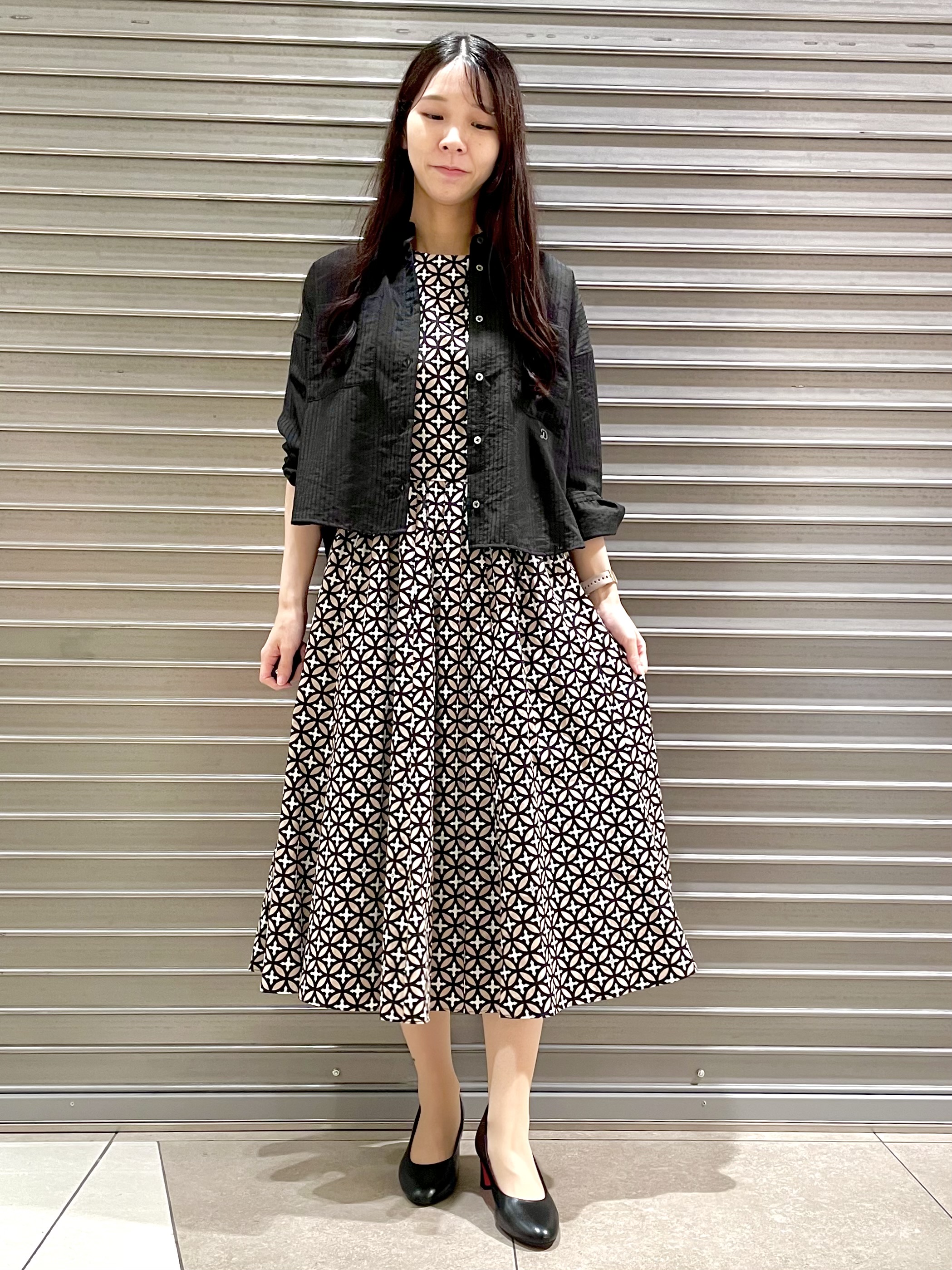 ことさんの「DRESSTERIOR｜◆シアーストライプクロップドシャツ」を使ったコーディネート